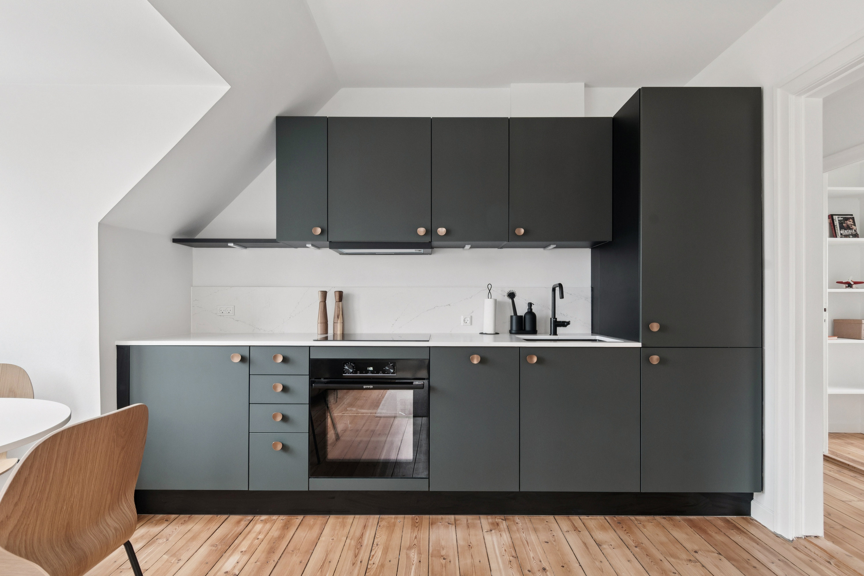 Fremhævet køkken billede i fuldskærmstilstand. Billede af Ålekistevej 223, 2. tv., 2720 Vanløse