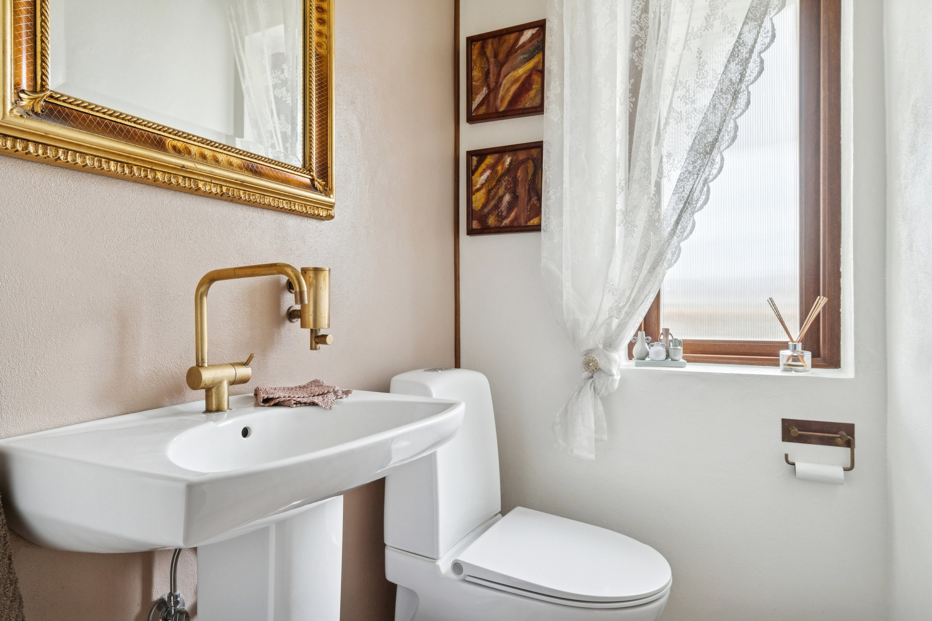 Fremhævet badeværelse billede i fuldskærmstilstand. Billede af Themstrupvej 17, 4690 Haslev