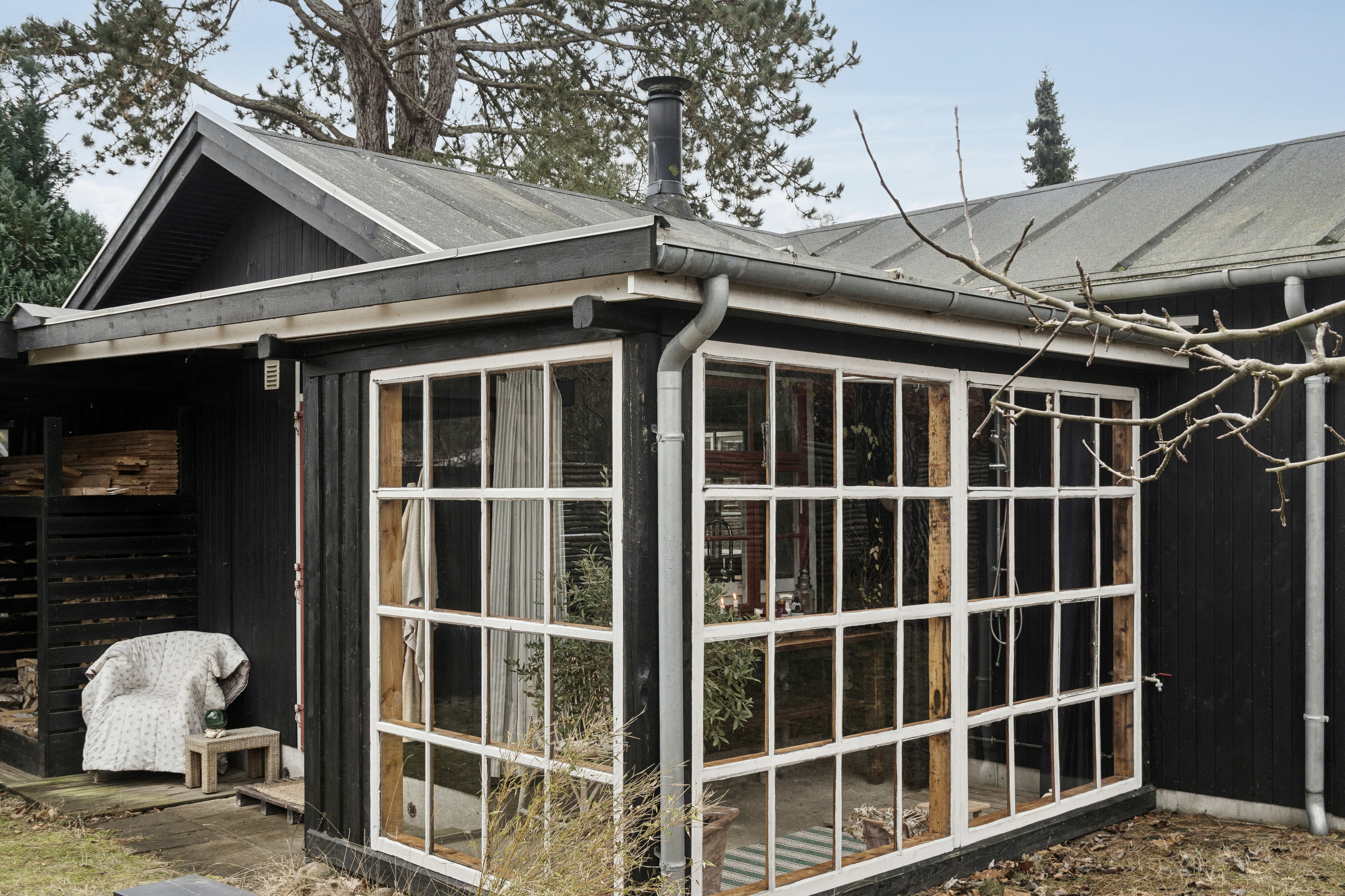 Fremhævet set fra haven billede i fuldskærmstilstand. Billede af Snerleager 3, Ordrup, 4540 Fårevejle