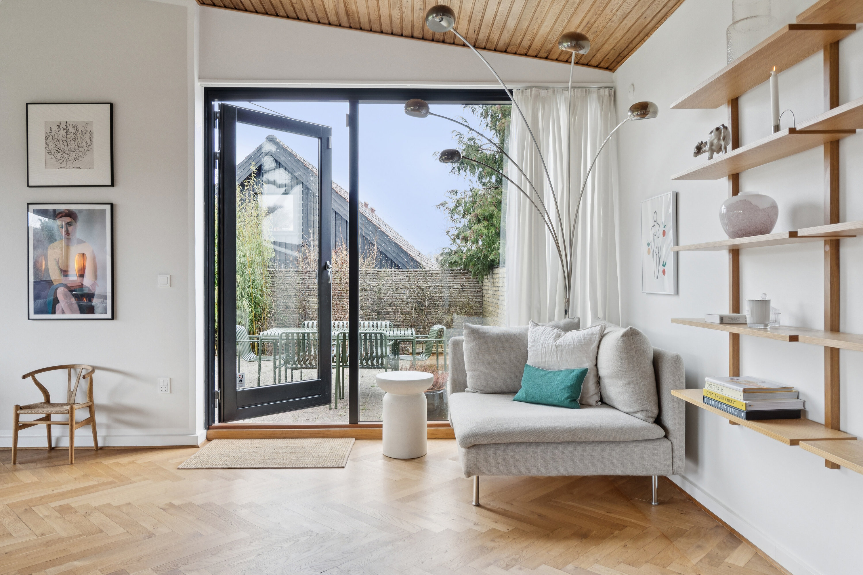 Fremhævet stue billede i fuldskærmstilstand. Billede af Hvidegårdsparken 85, 2800 Kongens Lyngby