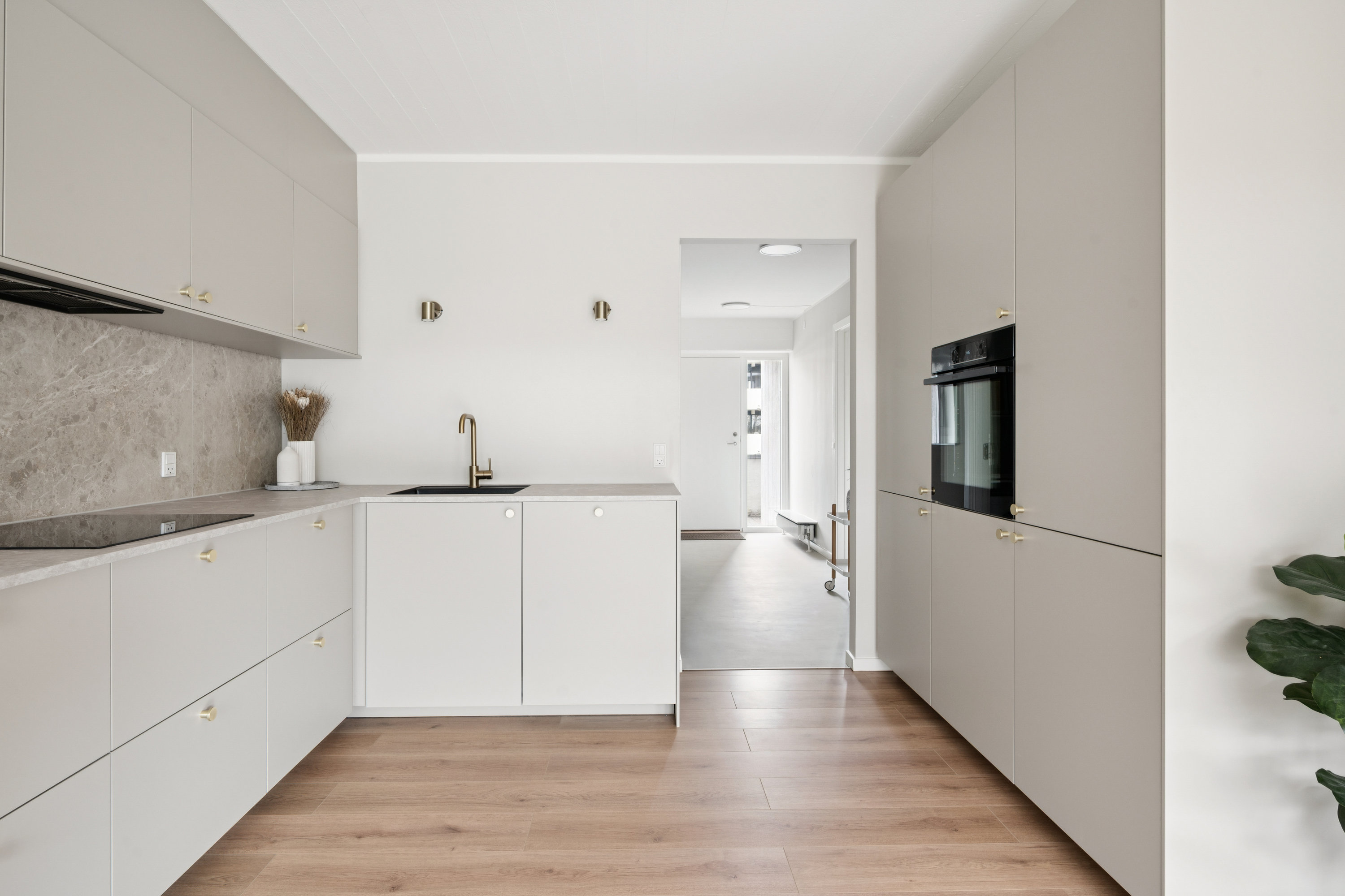 Fremhævet køkken billede i fuldskærmstilstand. Billede af Kantorvænget 7, st.. 181., 8240 Risskov