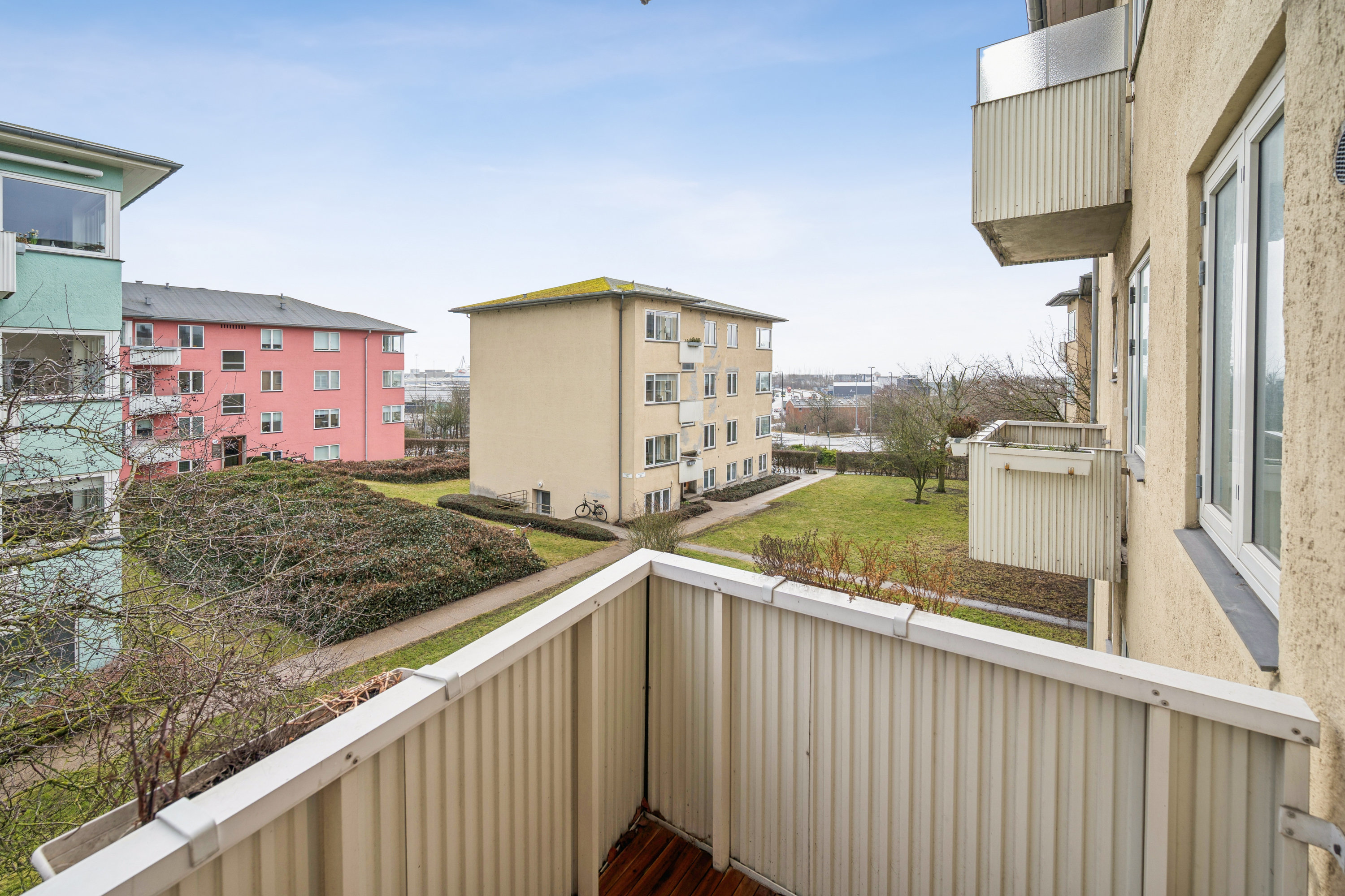 Fremhævet altan billede i fuldskærmstilstand. Billede af Strandparken 36, 1. mf., 8000 Aarhus C