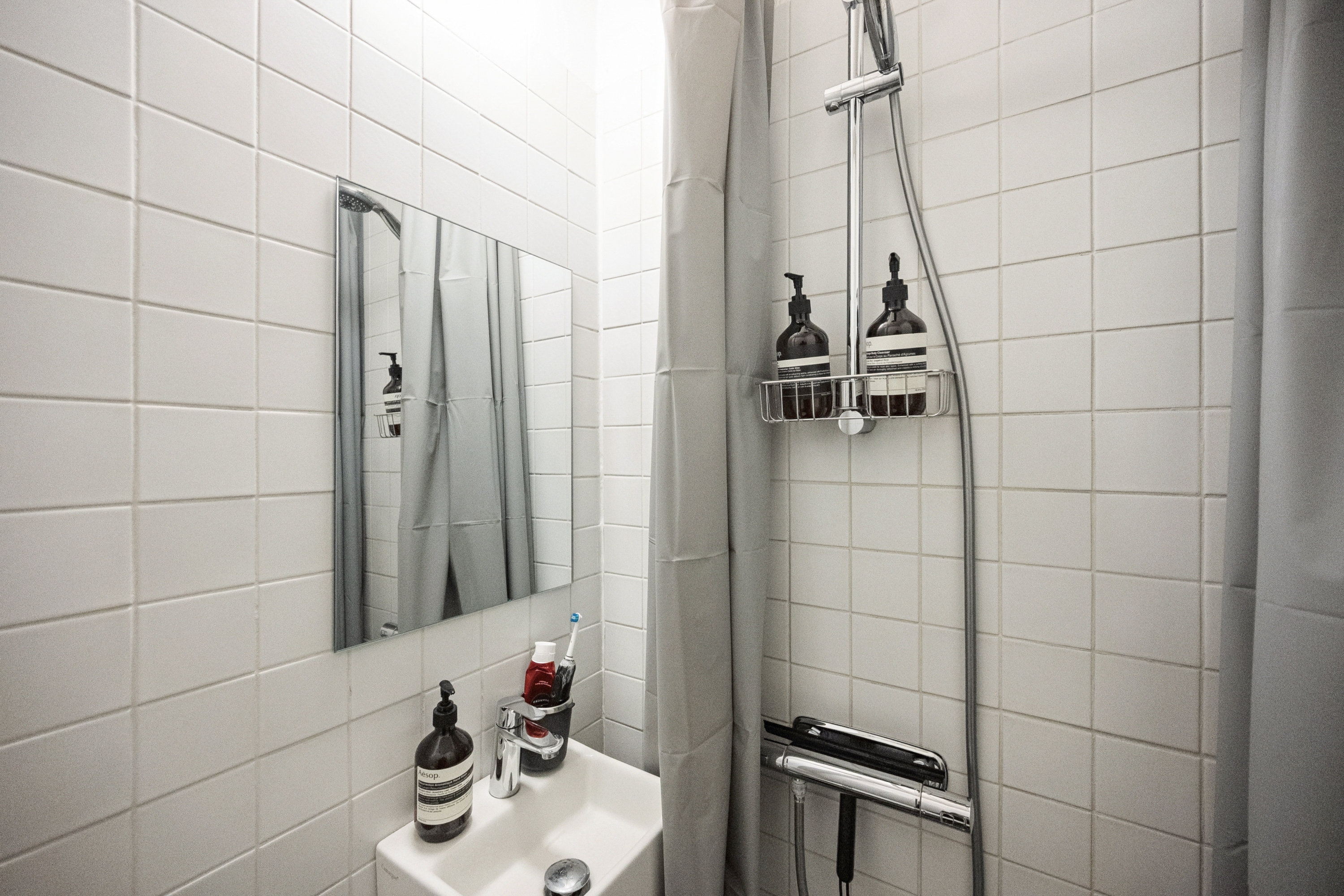 Fremhævet badeværelse billede i fuldskærmstilstand. Billede af Landlystvej 3B, 1. tv., 2500 Valby