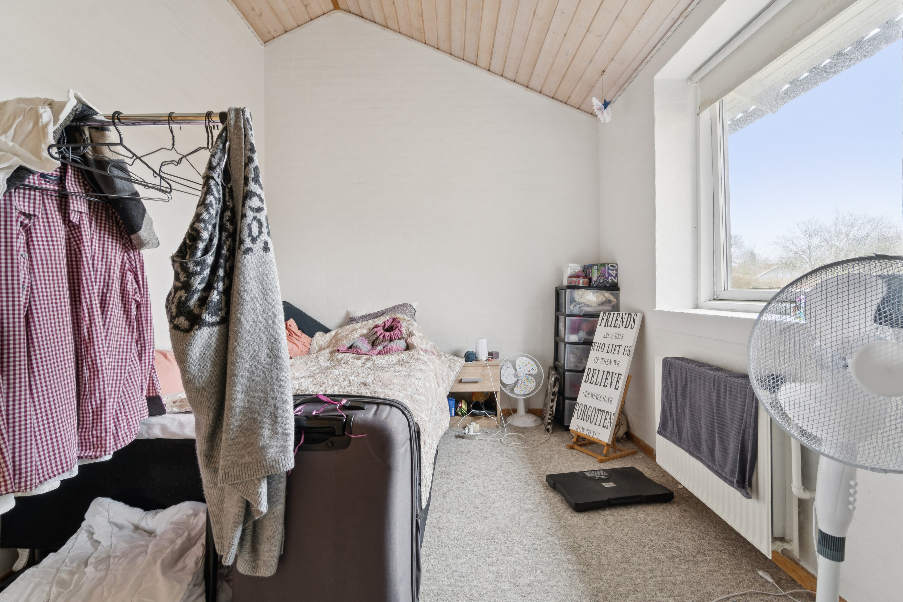 Fremhævet soveværelse billede i fuldskærmstilstand. Billede af Villavej 18, Østerild, 7700 Thisted