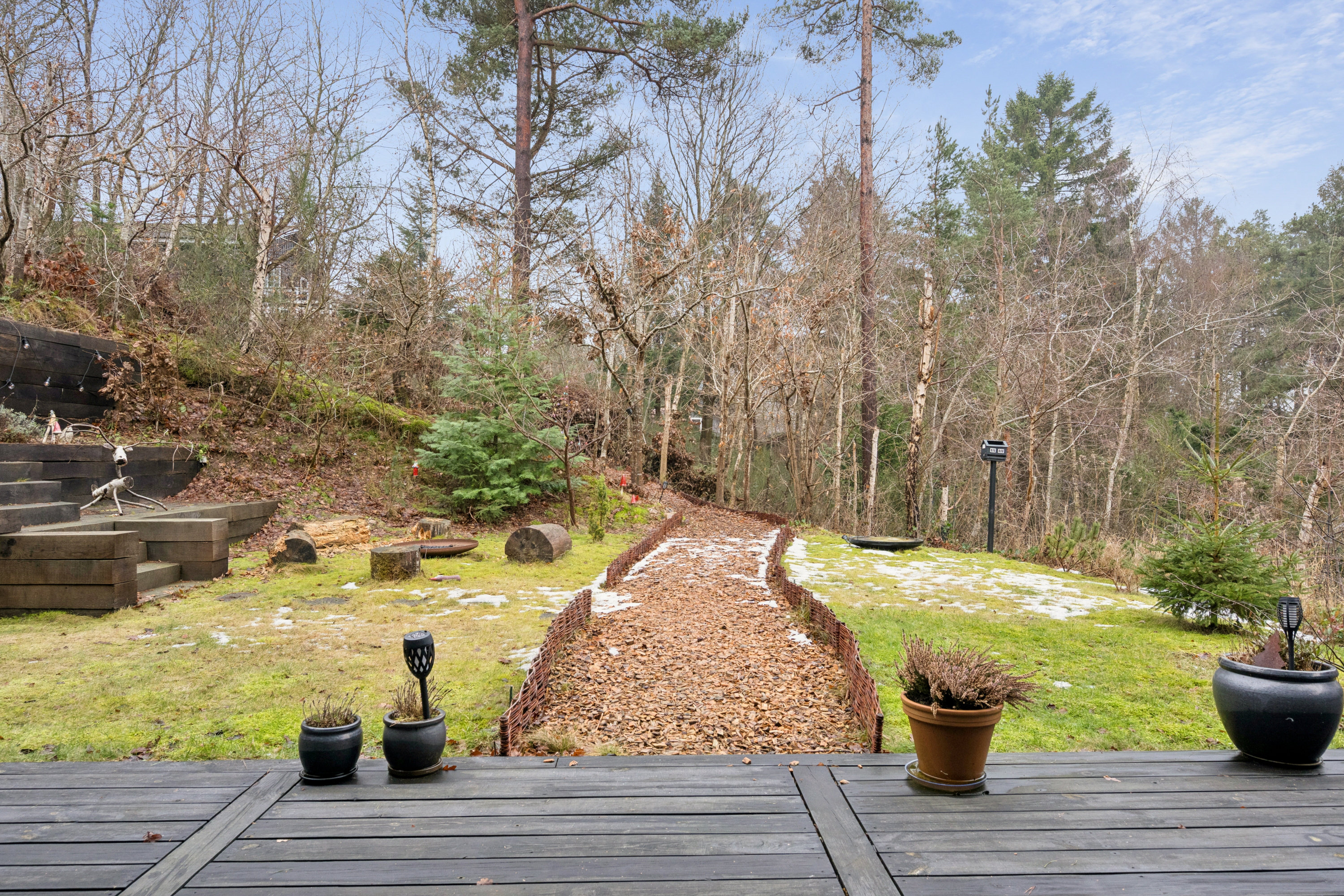 Fremhævet terrasse billede i fuldskærmstilstand. Billede af Fyrreslugten 24, Dråby, 8400 Ebeltoft