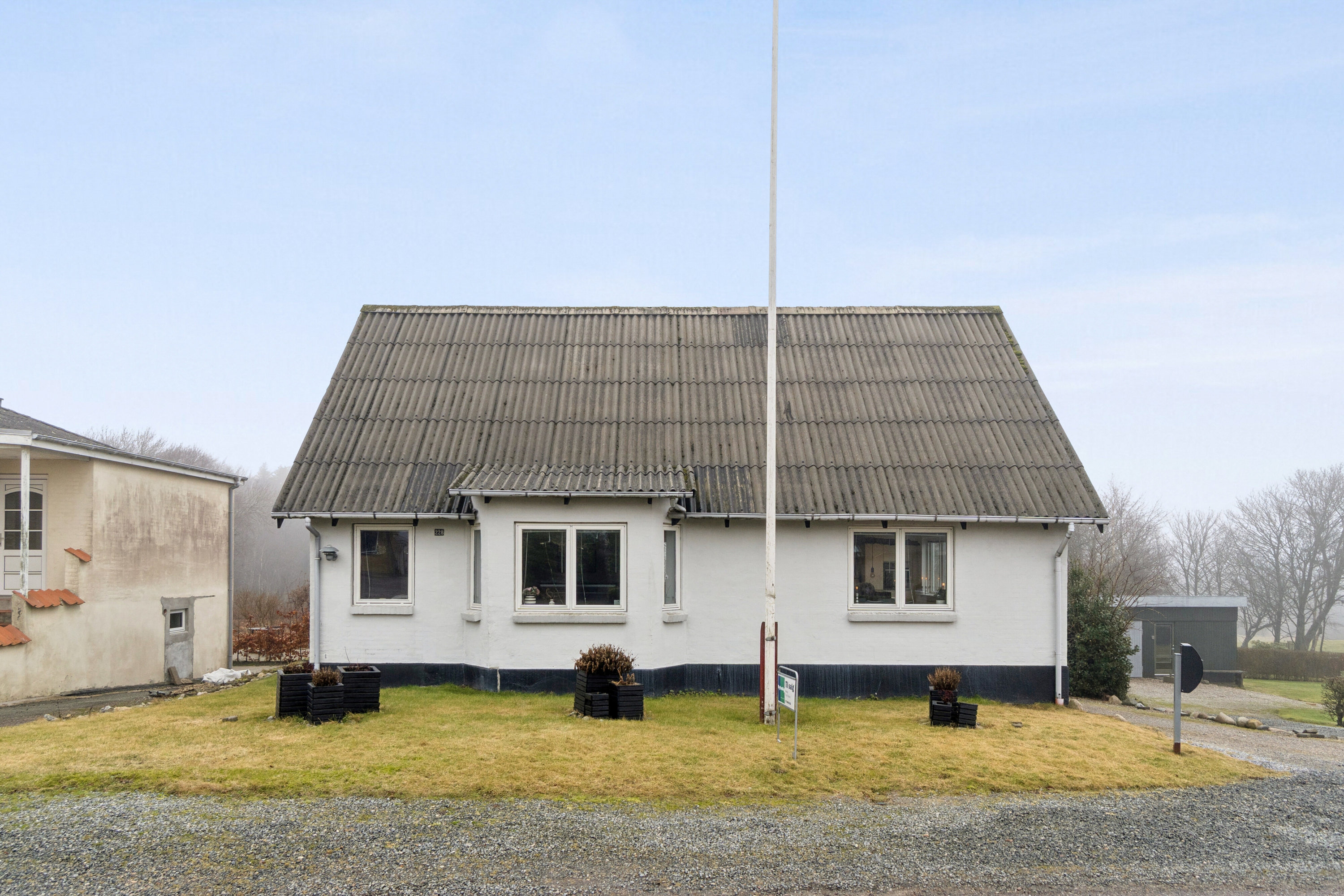 Fremhævet set fra vejen billede i fuldskærmstilstand. Billede af Bredgade 228, 7760 Hurup Thy