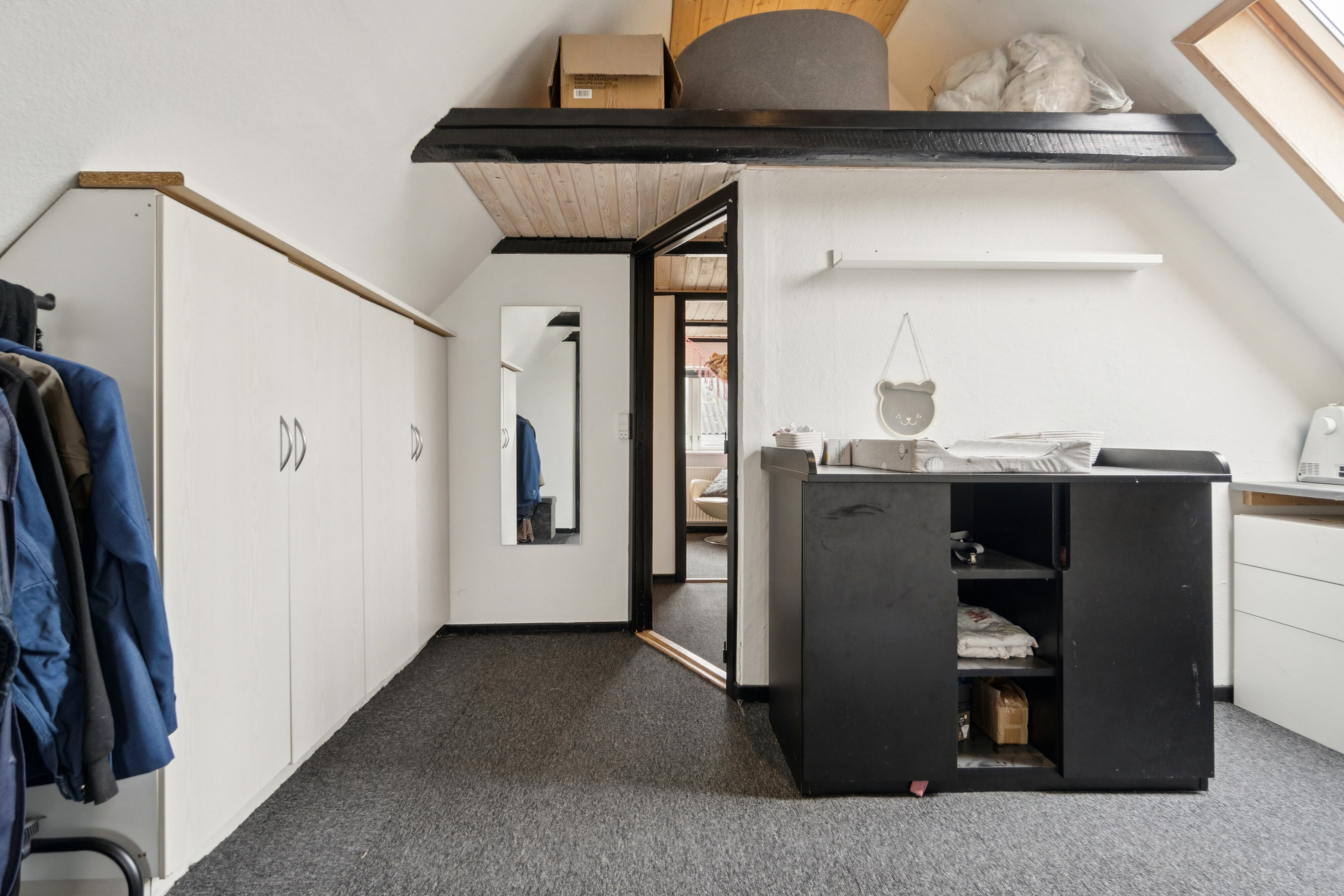 Fremhævet hall billede i fuldskærmstilstand. Billede af Bredgade 228, 7760 Hurup Thy