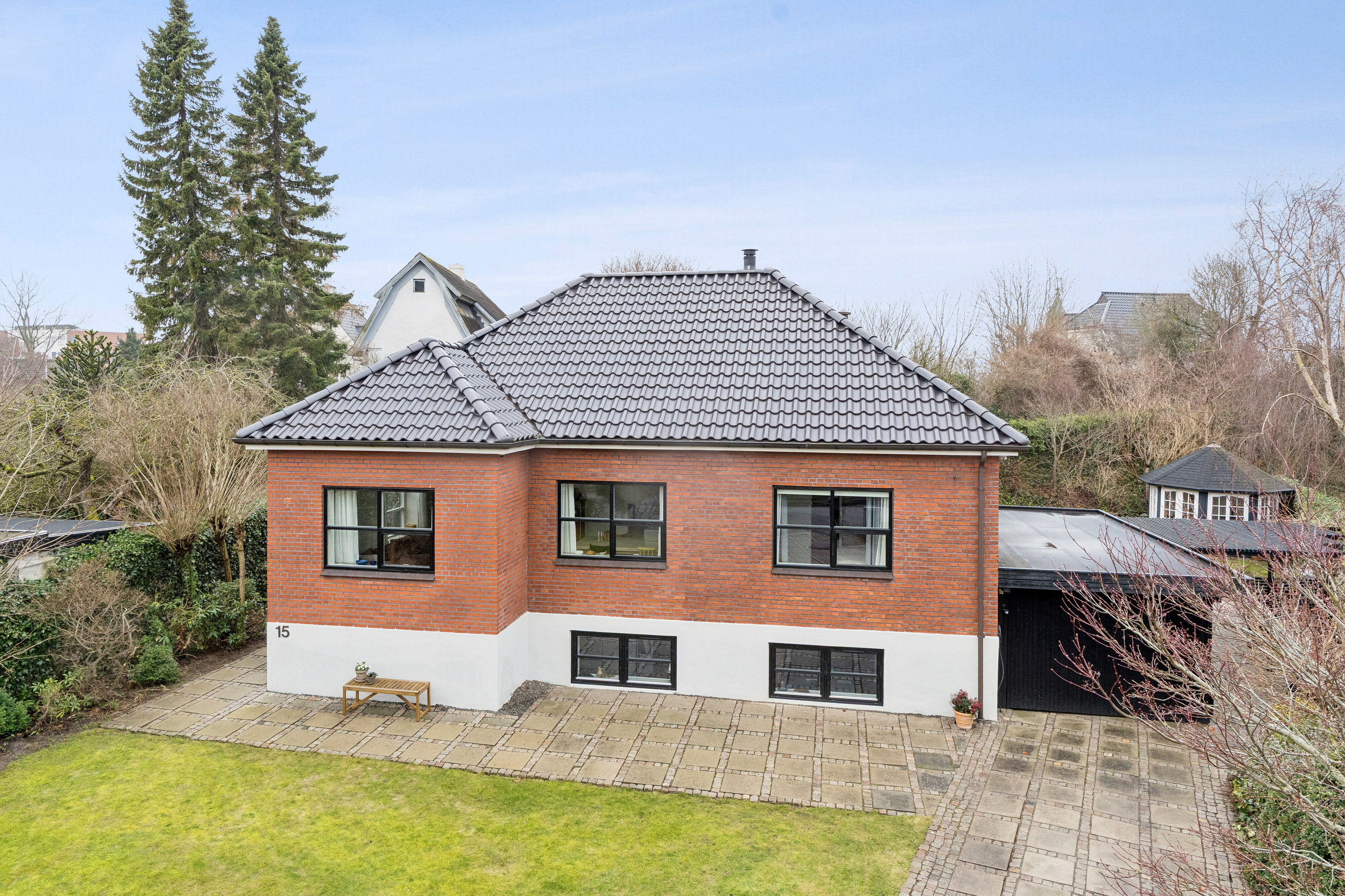 Fremhævet ejendommen billede i fuldskærmstilstand. Billede af Vangen 15, 8270 Højbjerg