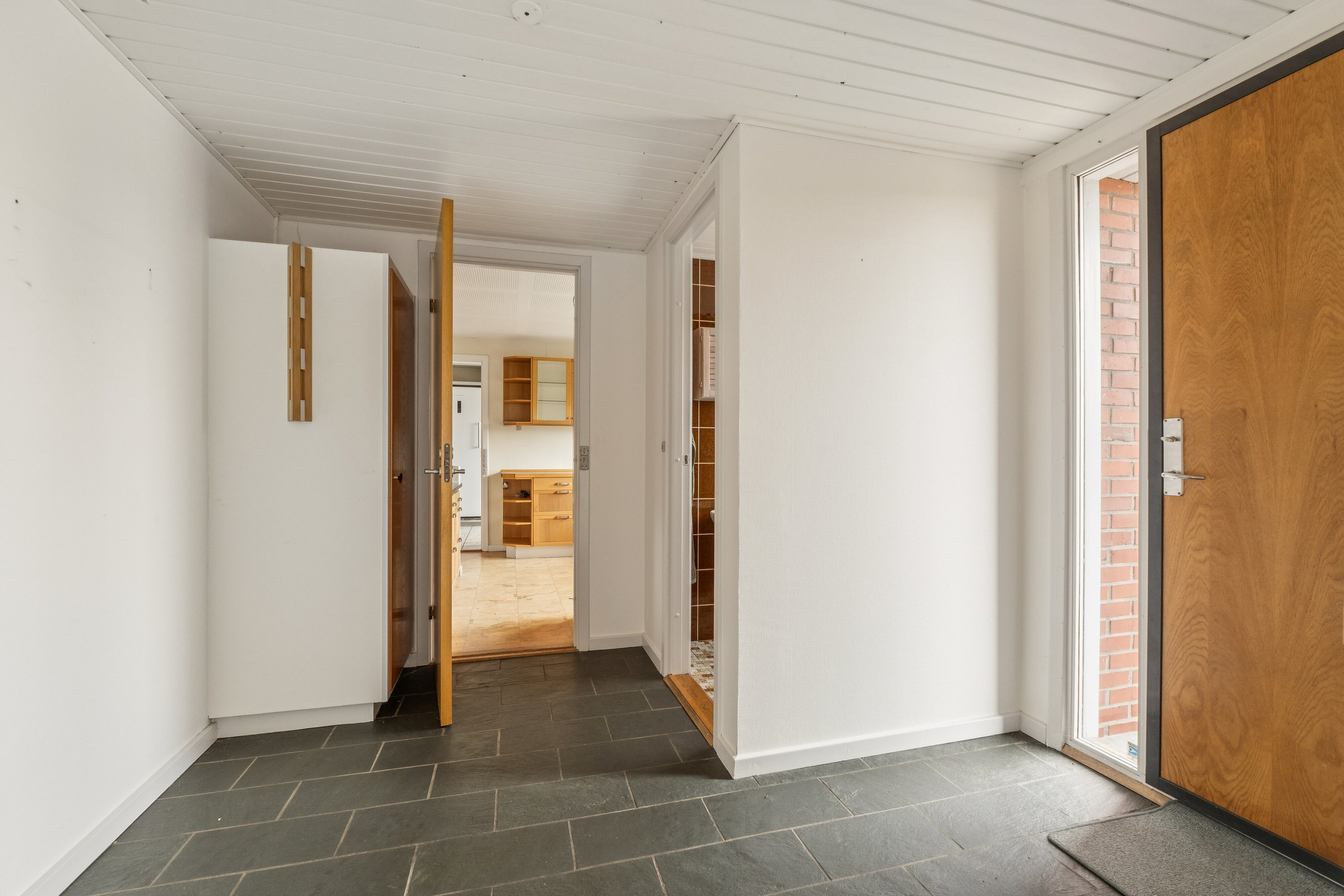 Fremhævet hall billede i fuldskærmstilstand. Billede af Mellemvej 3, Vantinge, 5750 Ringe