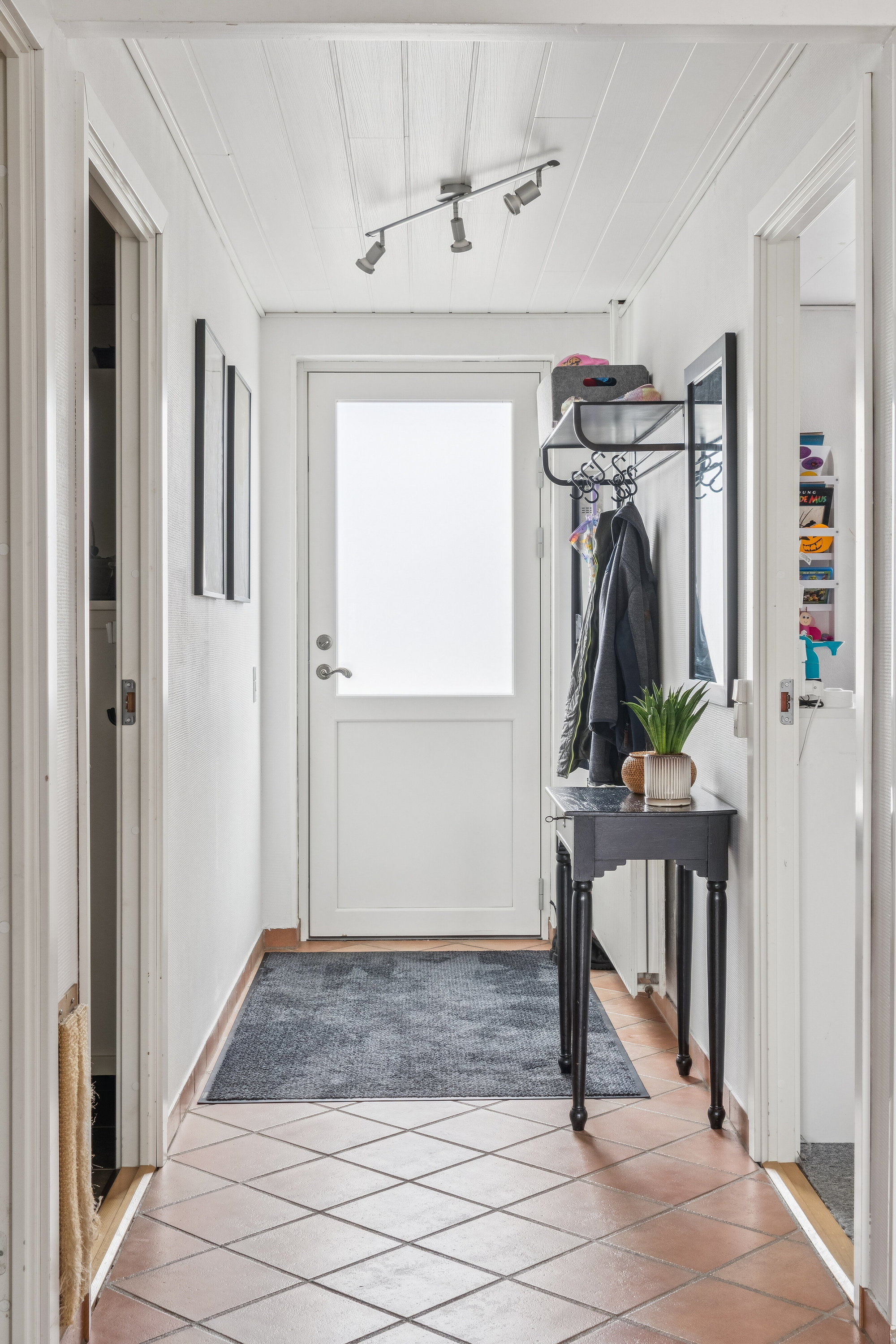 Fremhævet hall billede i fuldskærmstilstand. Billede af Slettevej 75, Gelsted, 4160 Herlufmagle