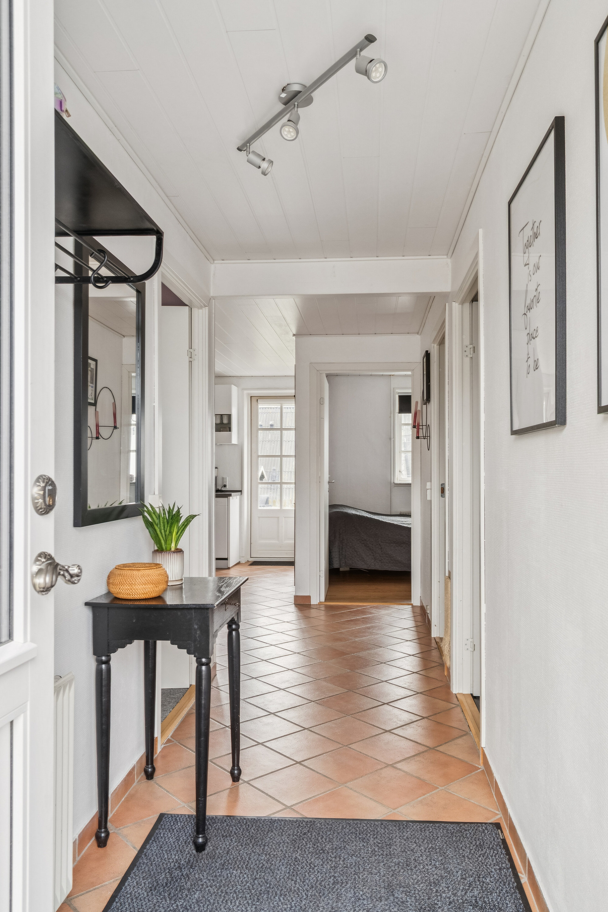 Fremhævet hall billede i fuldskærmstilstand. Billede af Slettevej 75, Gelsted, 4160 Herlufmagle