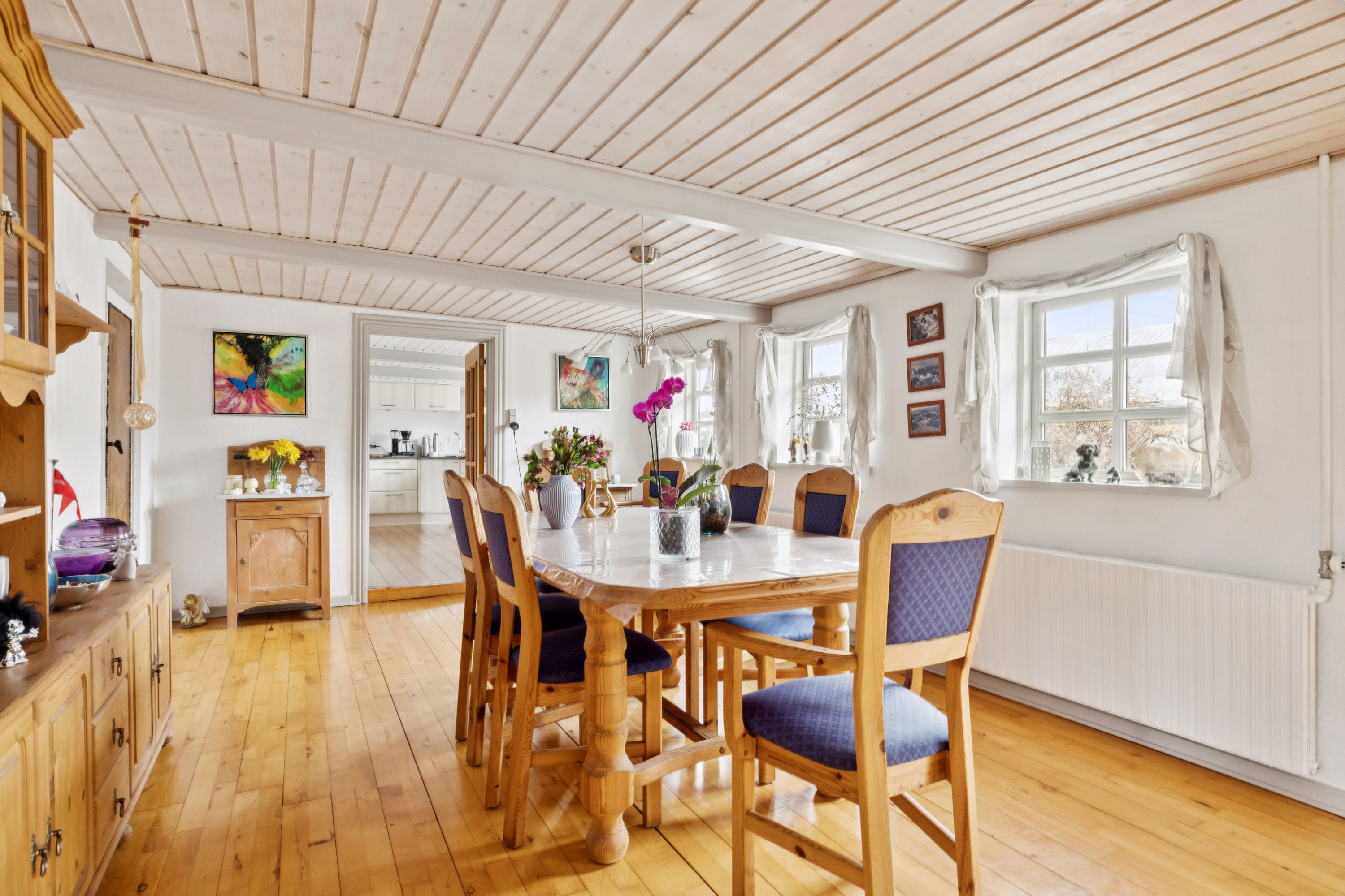 Fremhævet stue billede i fuldskærmstilstand. Billede af Annexvej 8, Voldby, 8500 Grenaa