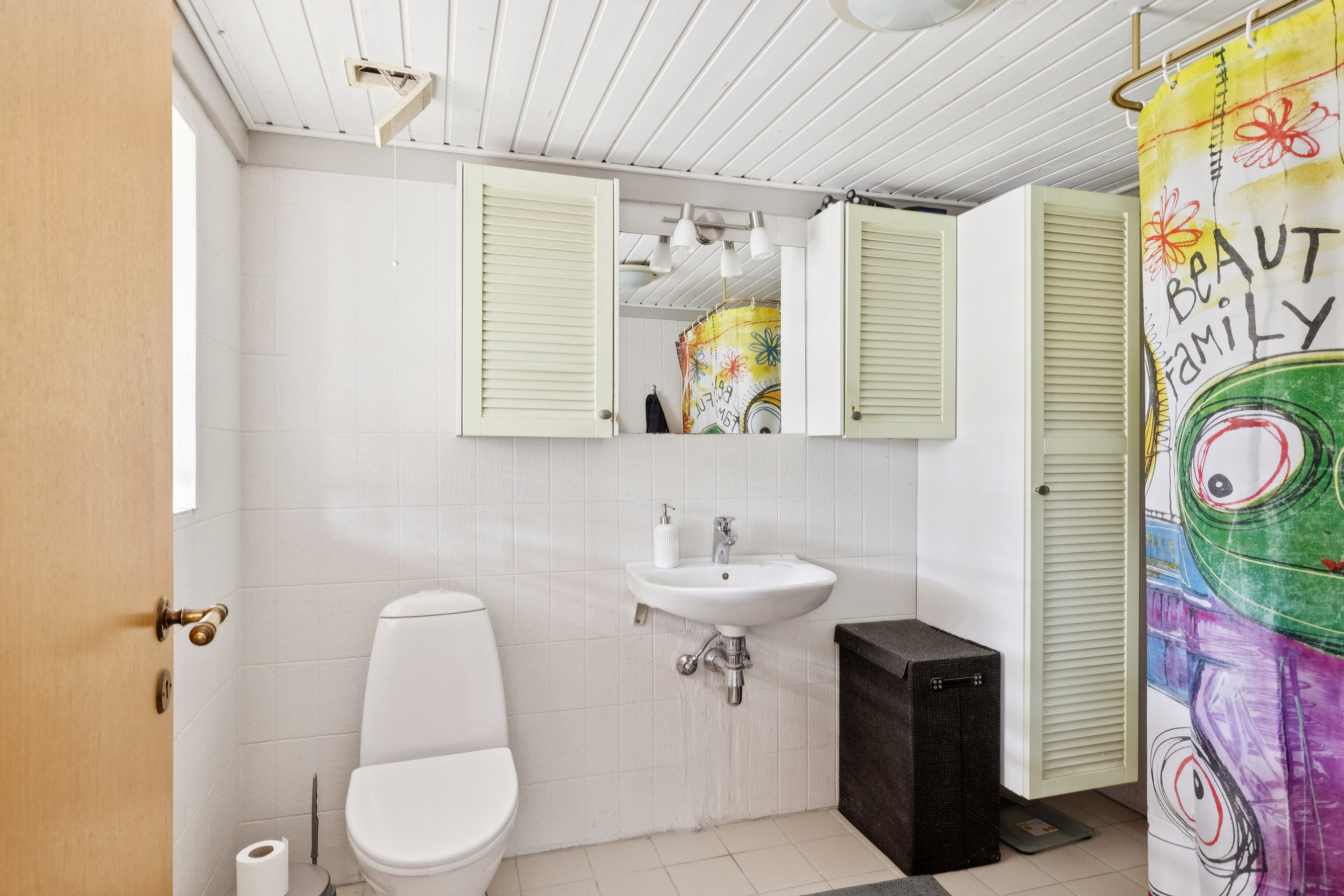 Fremhævet badeværelse billede i fuldskærmstilstand. Billede af Annexvej 8, Voldby, 8500 Grenaa