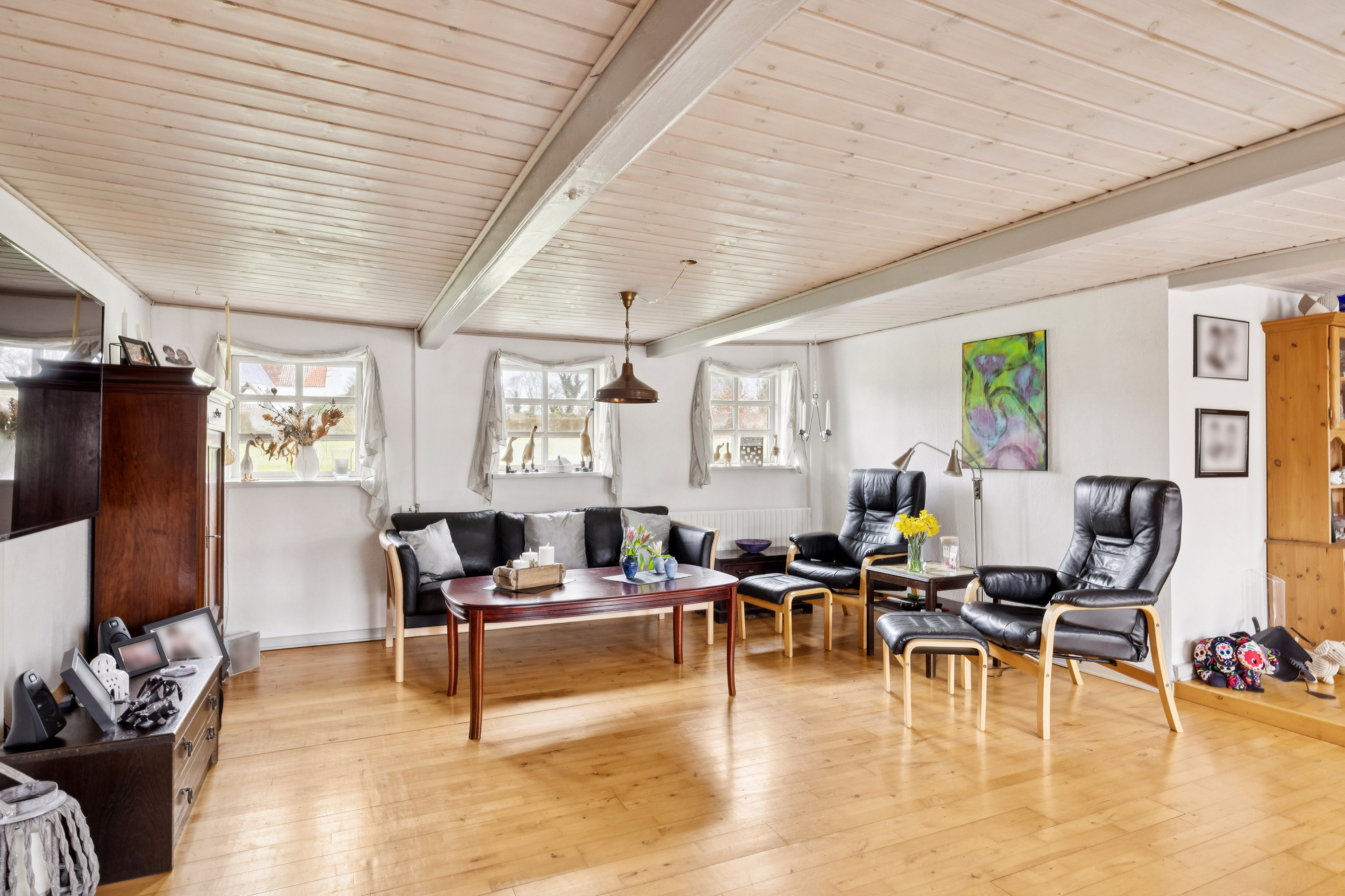 Fremhævet stue billede i fuldskærmstilstand. Billede af Annexvej 8, Voldby, 8500 Grenaa