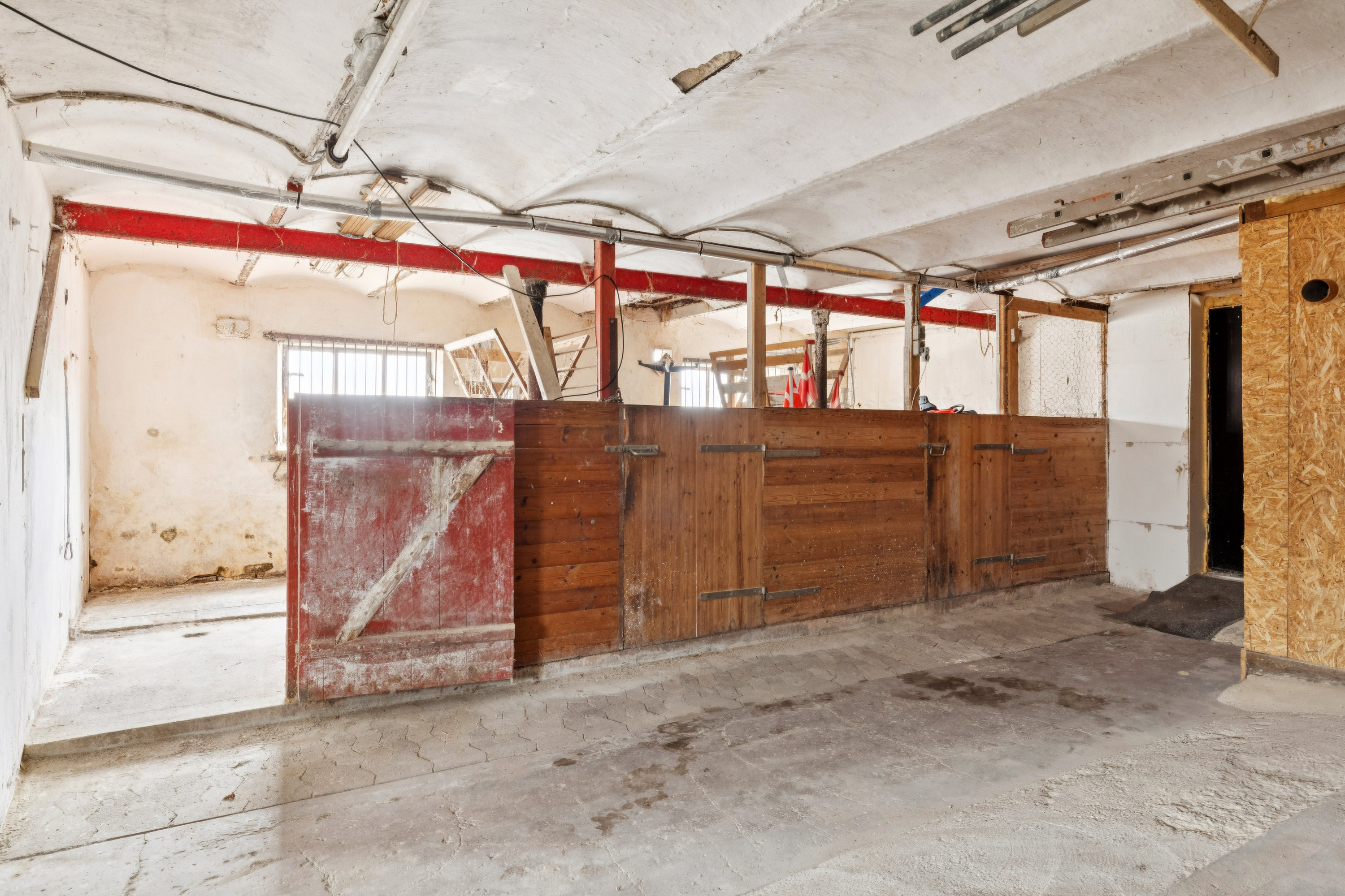 Fremhævet stald billede i fuldskærmstilstand. Billede af Annexvej 8, Voldby, 8500 Grenaa