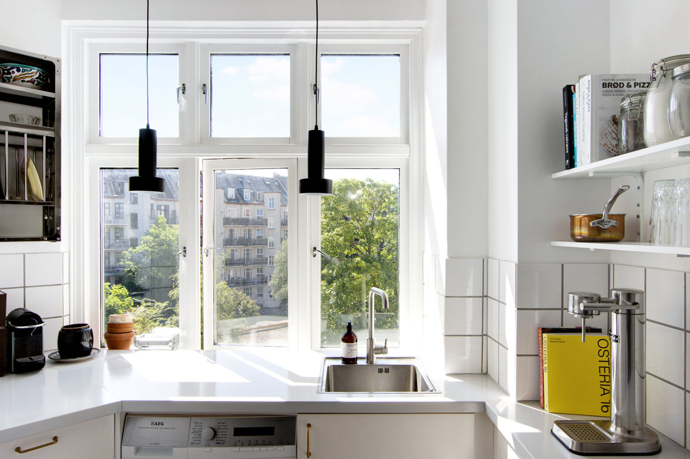 Fremhævet  billede i fuldskærmstilstand. Billede af Duevej 110, 3. th., 2000 Frederiksberg