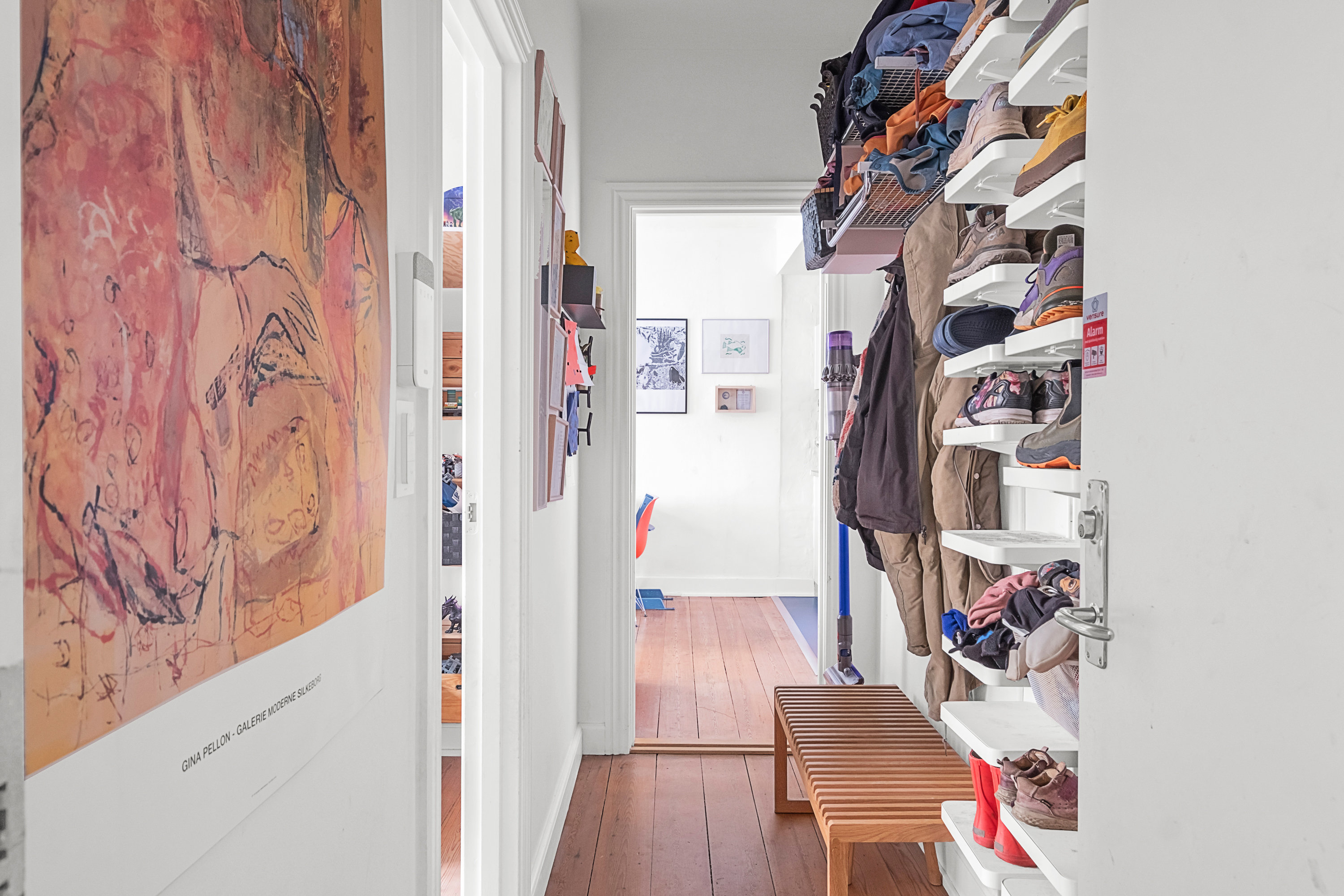 Fremhævet entré billede i fuldskærmstilstand. Billede af Odensegade 40, st.., 8000 Aarhus C