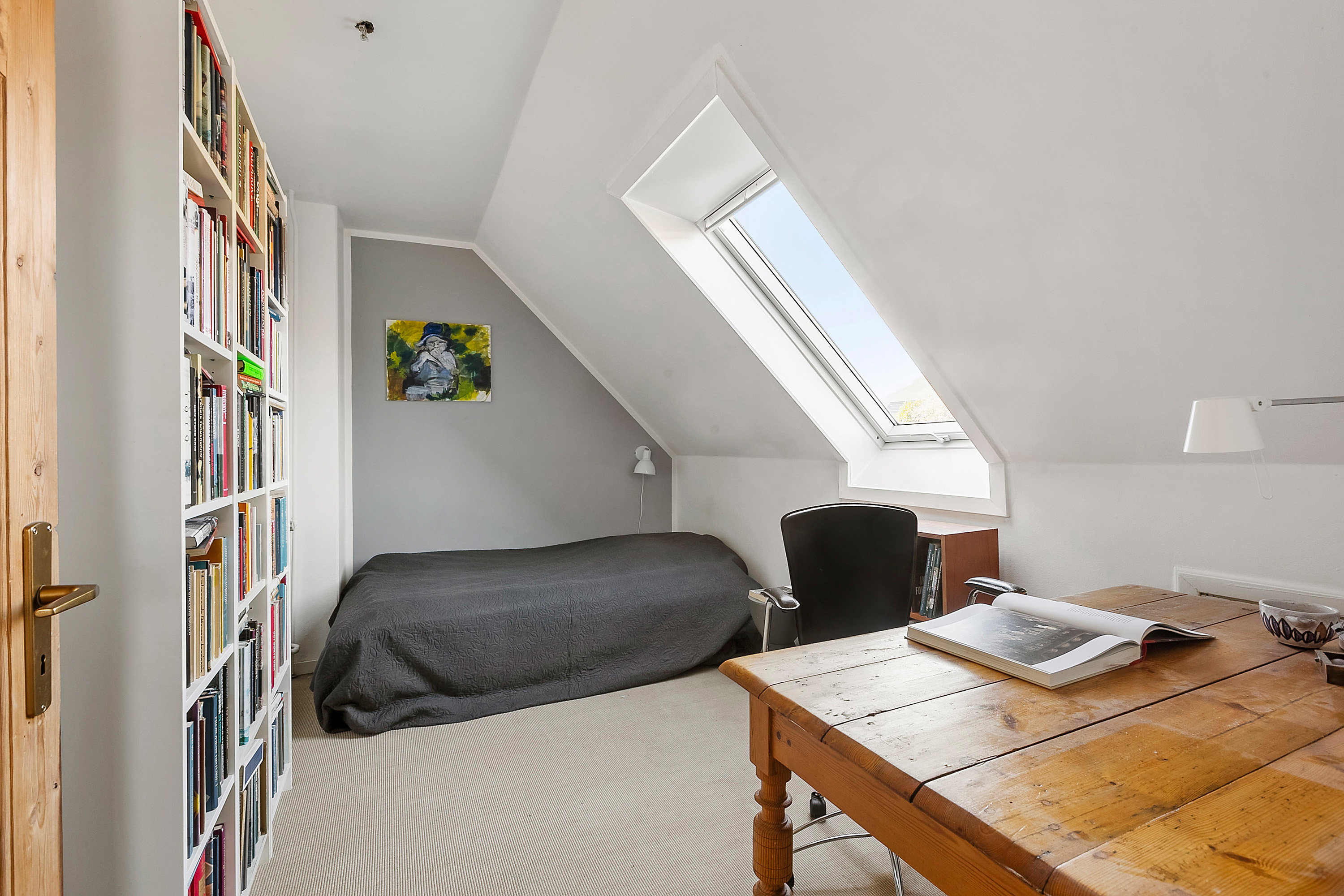 Fremhævet soveværelse billede i fuldskærmstilstand. Billede af Løgumklostervej 160, 6200 Aabenraa