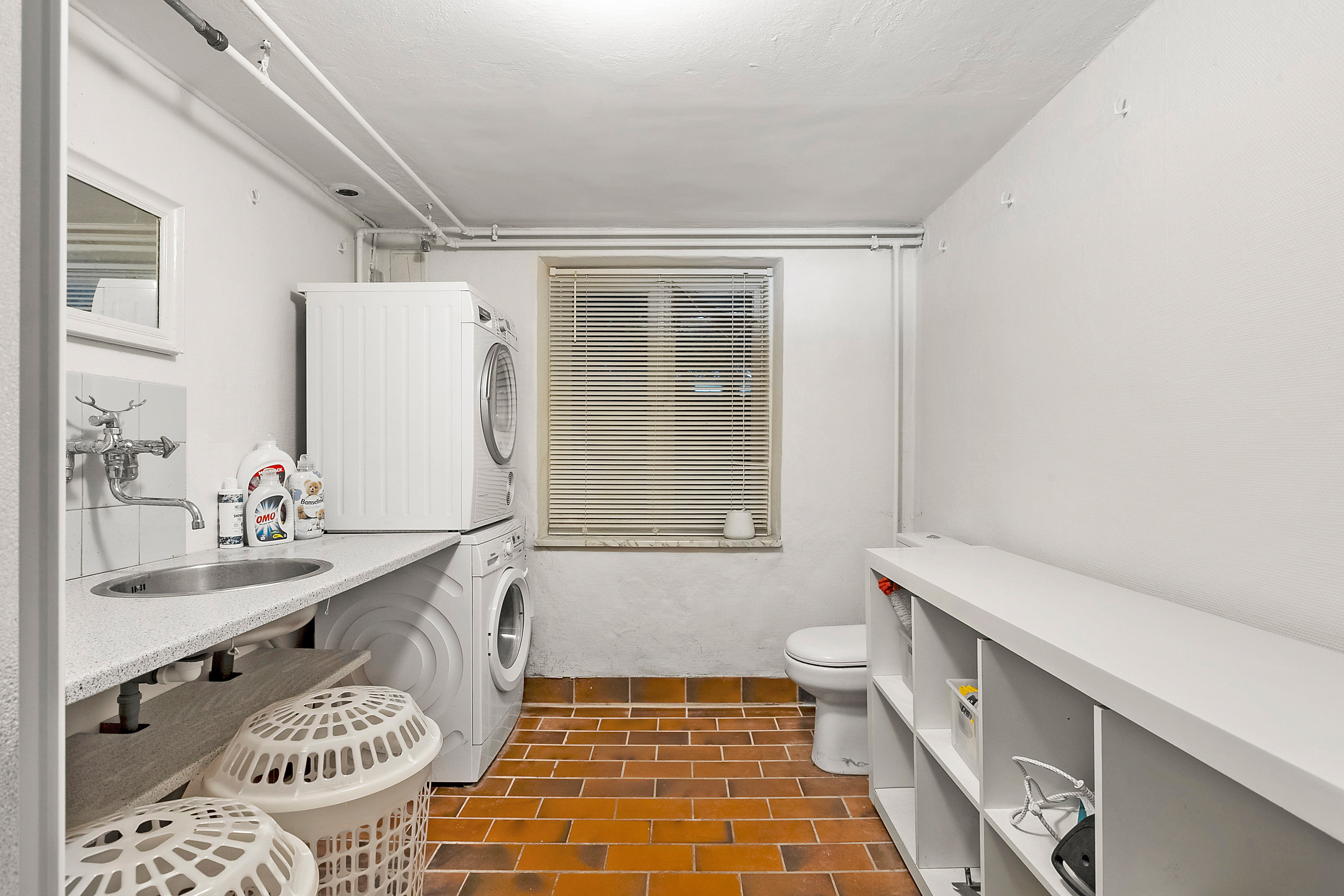 Fremhævet badeværelse billede i fuldskærmstilstand. Billede af Løgumklostervej 160, 6200 Aabenraa