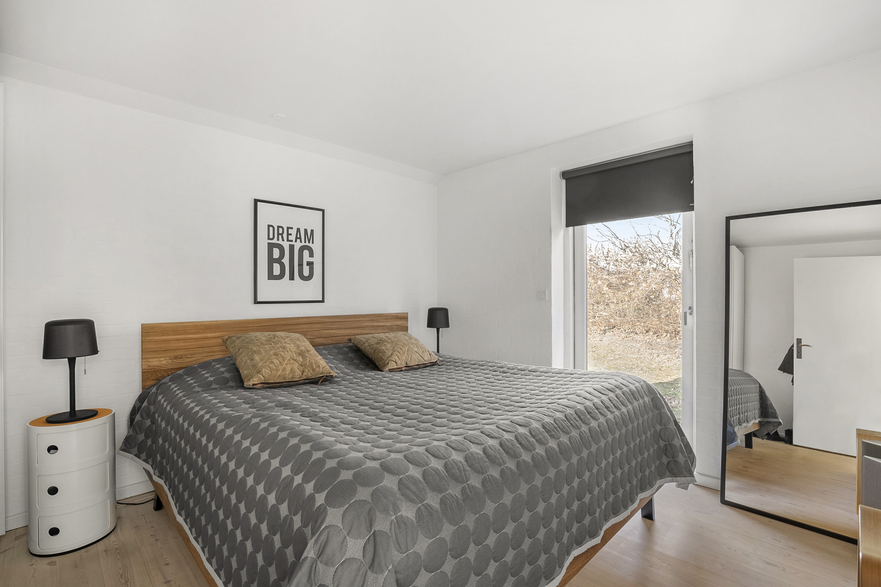 Fremhævet soveværelse billede i fuldskærmstilstand. Billede af Strandgårds Alle 138, 5300 Kerteminde