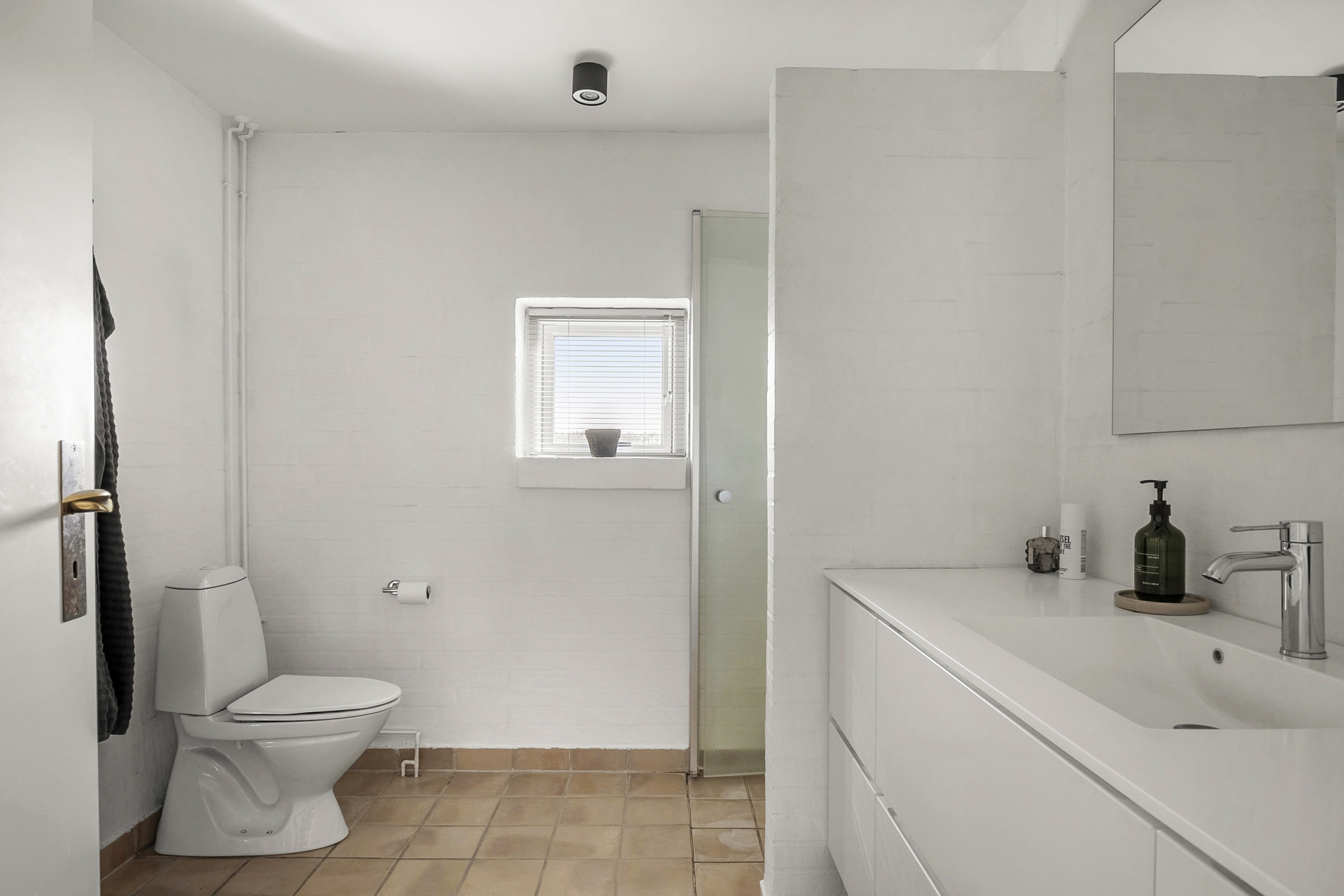 Fremhævet badeværelse billede i fuldskærmstilstand. Billede af Strandgårds Alle 138, 5300 Kerteminde