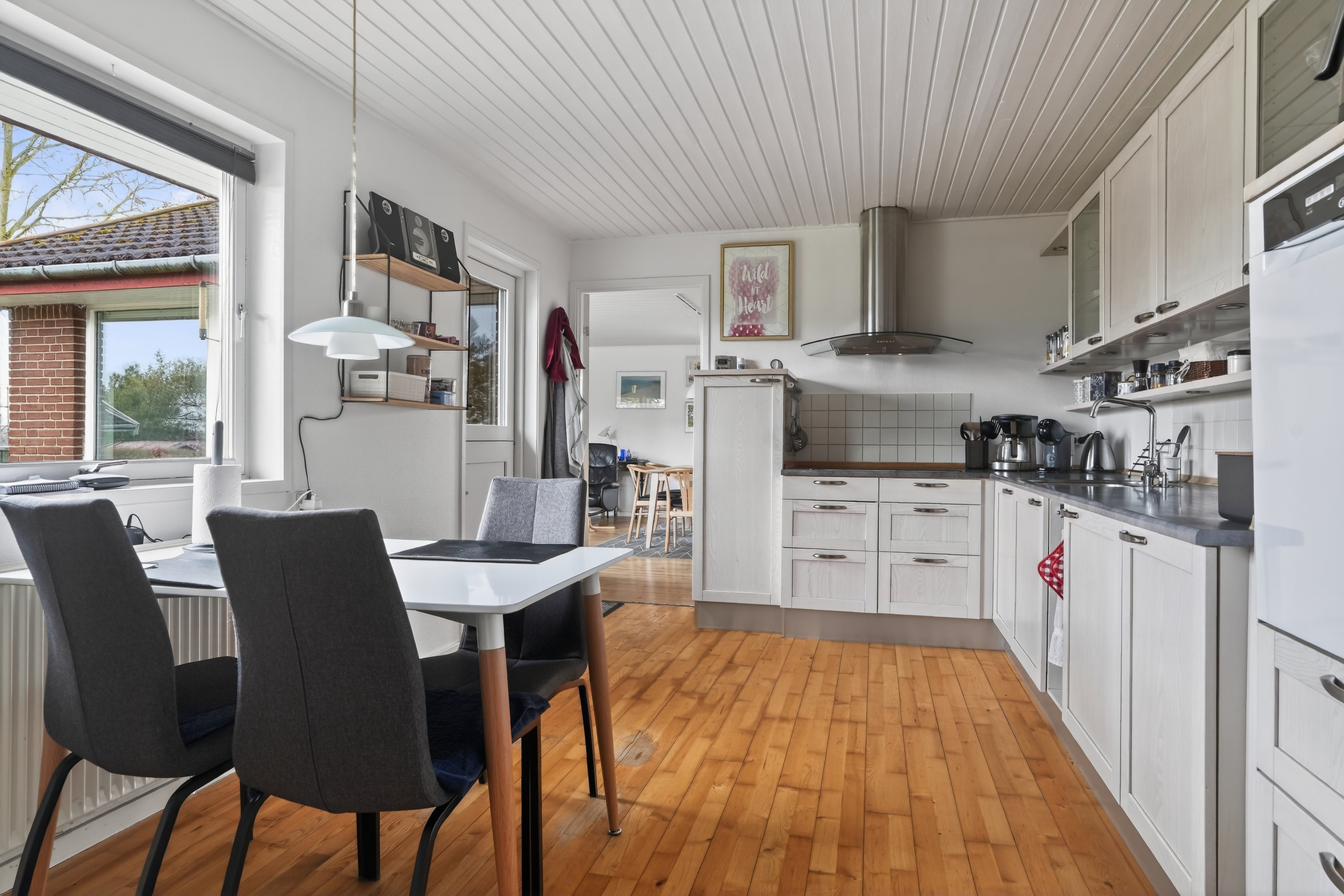 Fremhævet køkken billede i fuldskærmstilstand. Billede af Borgergade 15B, 4360 Kirke Eskilstrup