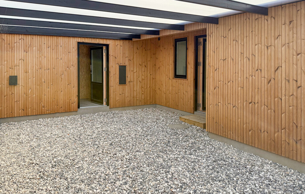 Fremhævet  billede i fuldskærmstilstand. Billede af Valmuevej 25, Følle Strand, 8410 Rønde