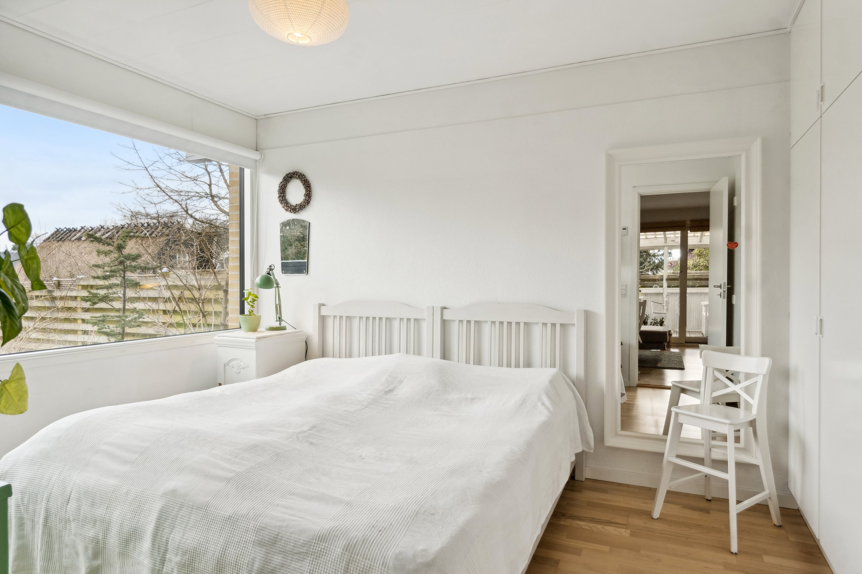 Fremhævet soveværelse billede i fuldskærmstilstand. Billede af Gl. Frederiksborgvej 80, Ny Hammersholt, 3400 Hillerød