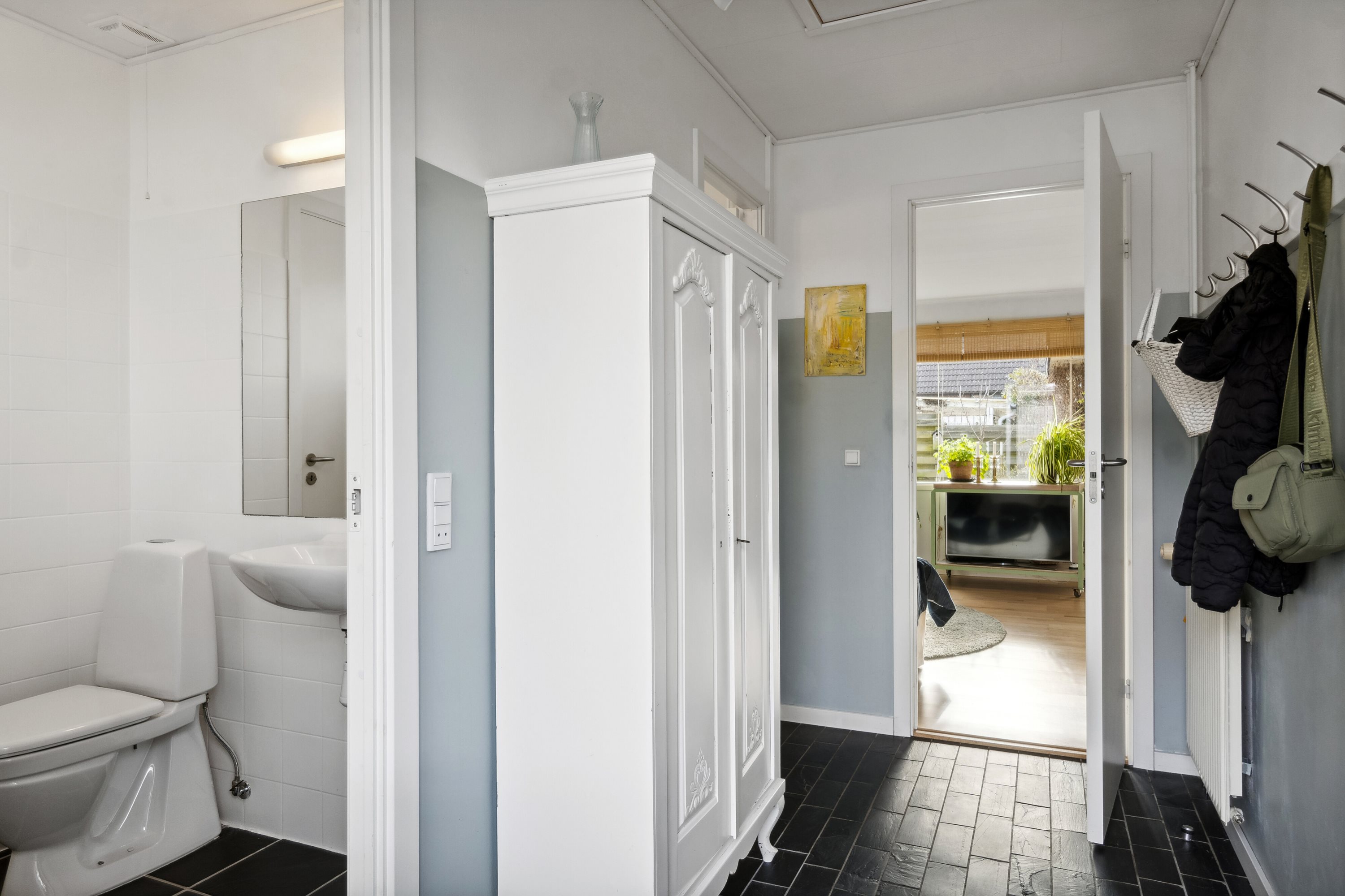 Fremhævet indendørs billede i fuldskærmstilstand. Billede af Gl. Frederiksborgvej 80, Ny Hammersholt, 3400 Hillerød