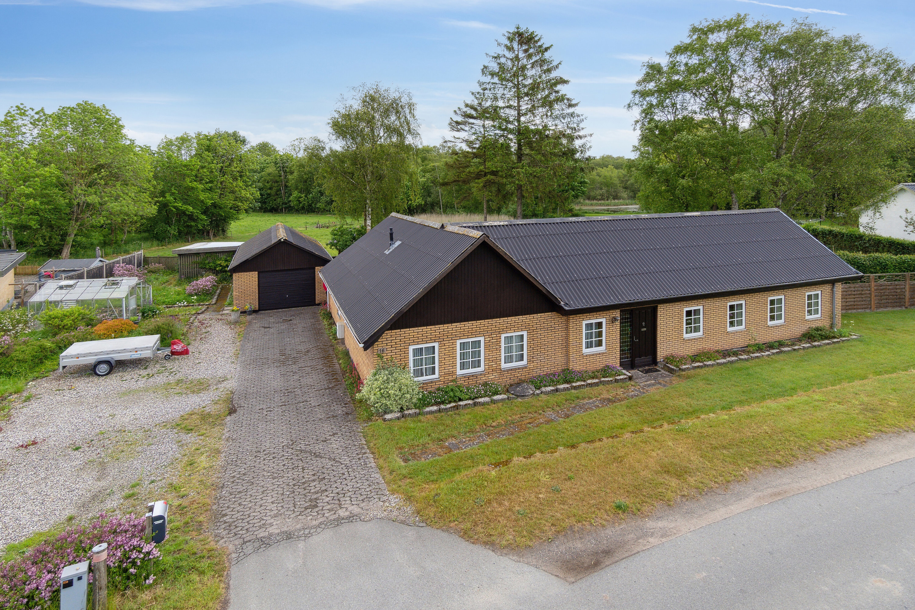 Fremhævet ejendom billede i fuldskærmstilstand. Billede af Præstemarken 16, Nr Onsild, 9500 Hobro