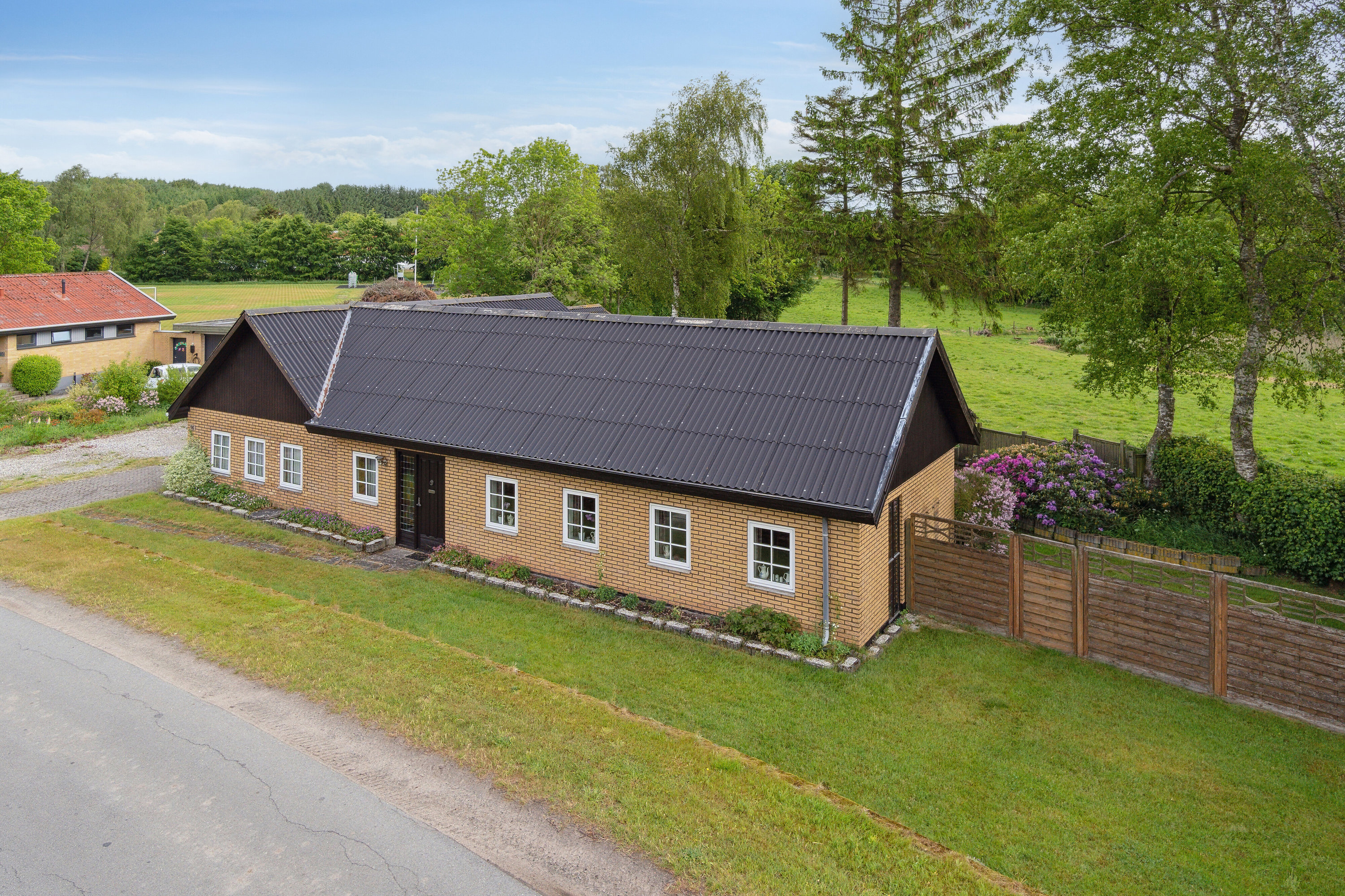 Fremhævet ejendom billede i fuldskærmstilstand. Billede af Præstemarken 16, Nr Onsild, 9500 Hobro