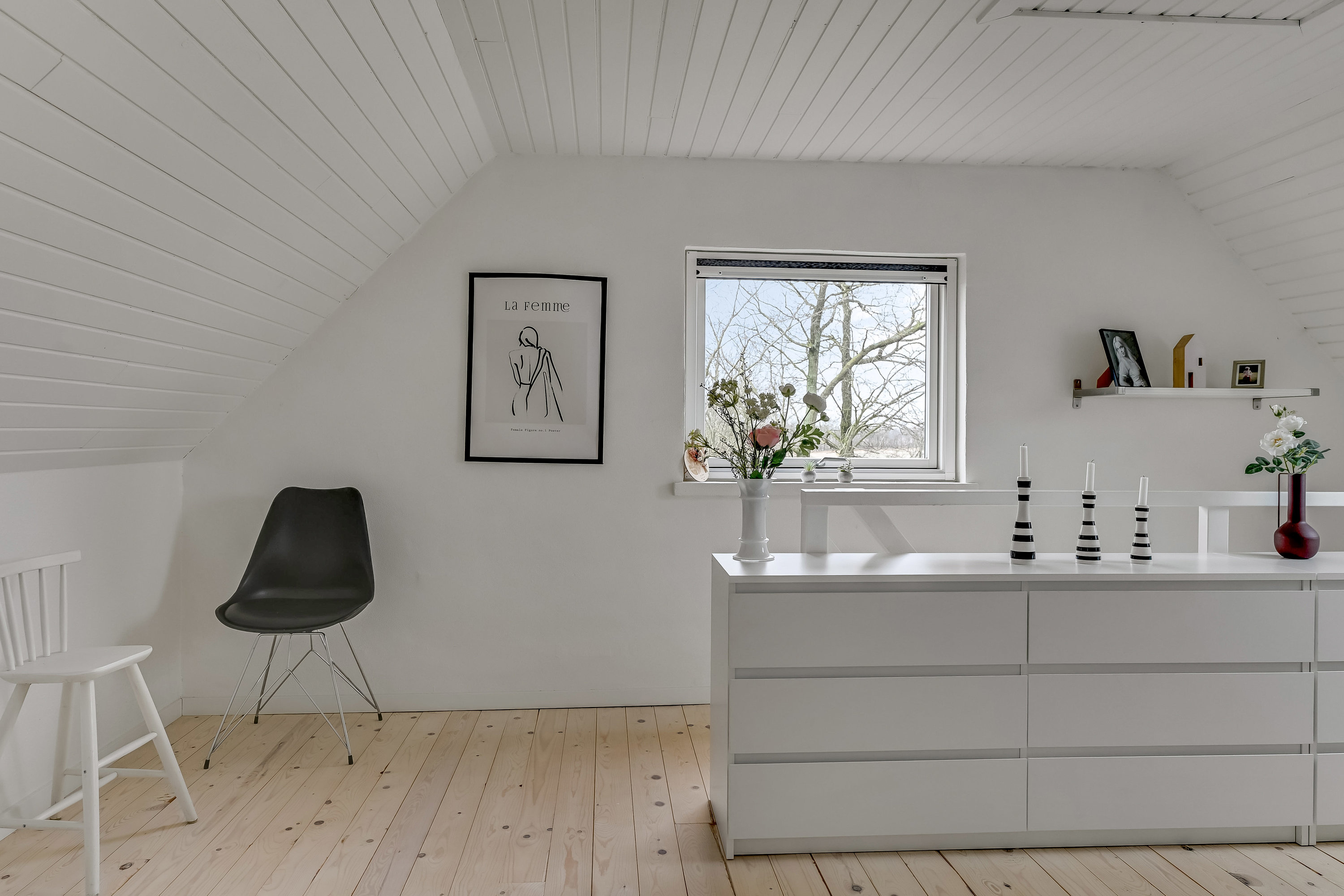 Fremhævet andet billede i fuldskærmstilstand. Billede af Ølgodvej 13, Jerrig, 7200 Grindsted