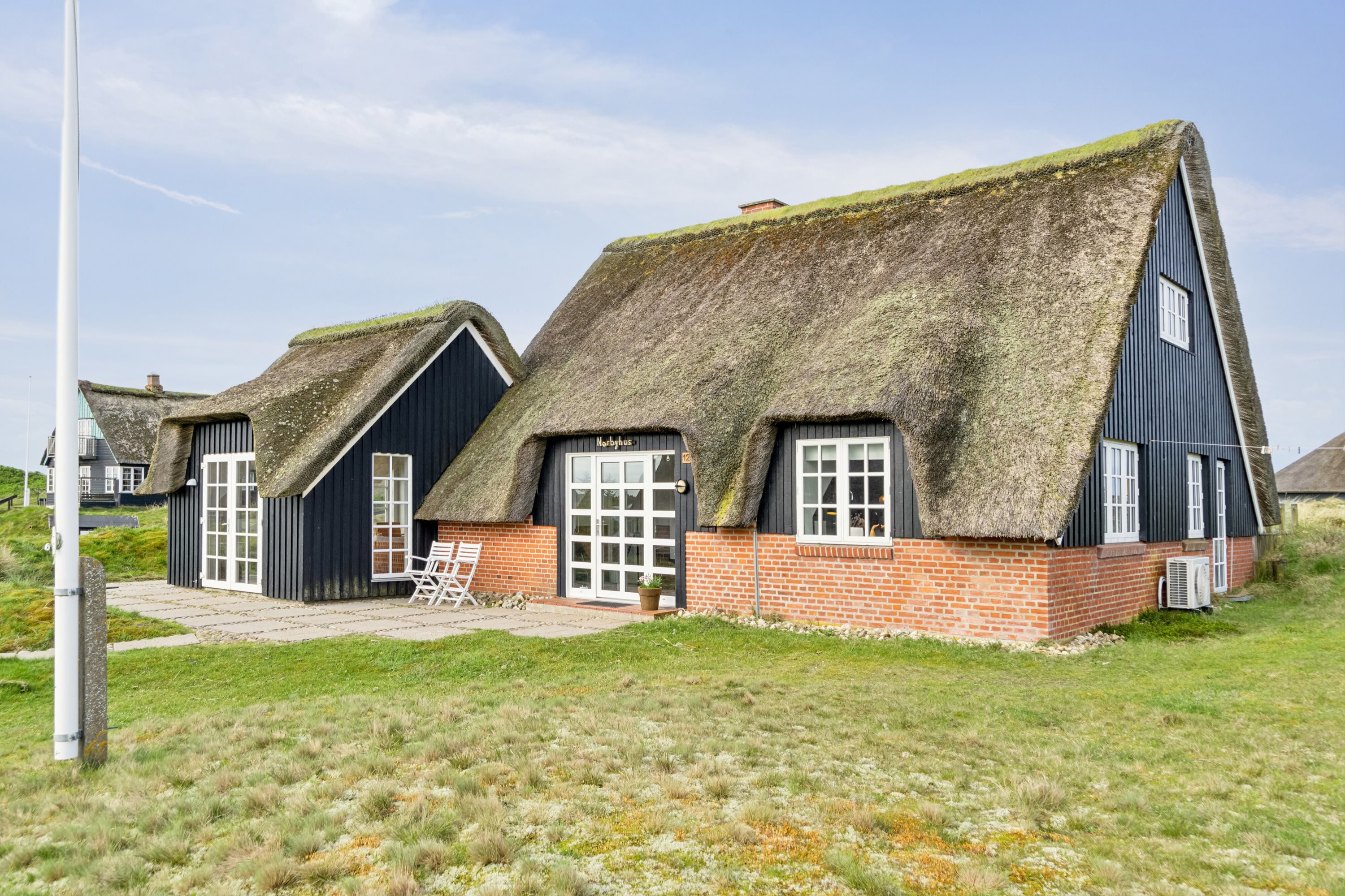 Fremhævet ejendommen billede i fuldskærmstilstand. Billede af Strandsøvej 12, Fanø Bad, 6720 Fanø