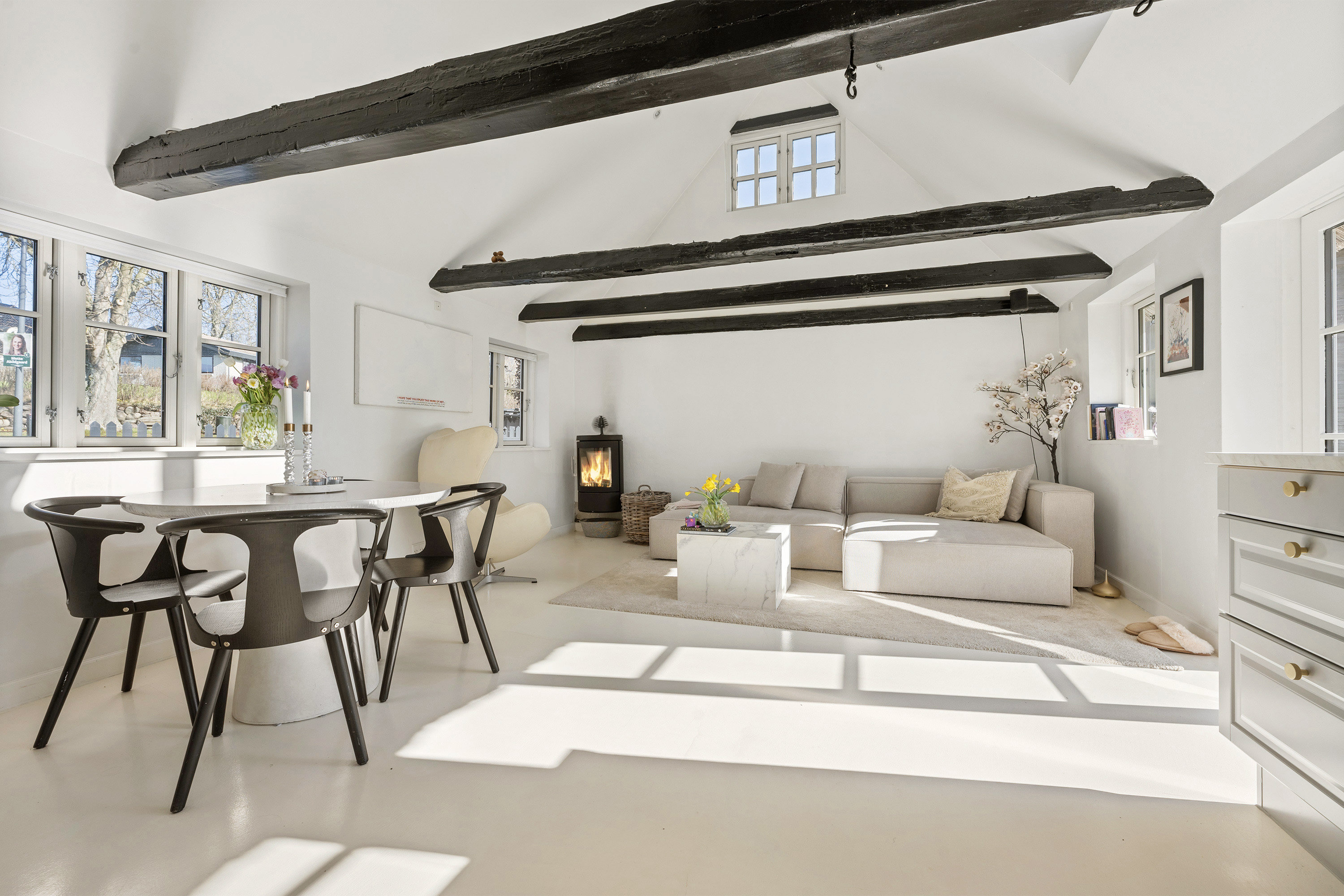 Fremhævet spisestue billede i fuldskærmstilstand. Billede af Kohavevej 13, Trørød, 2950 Vedbæk