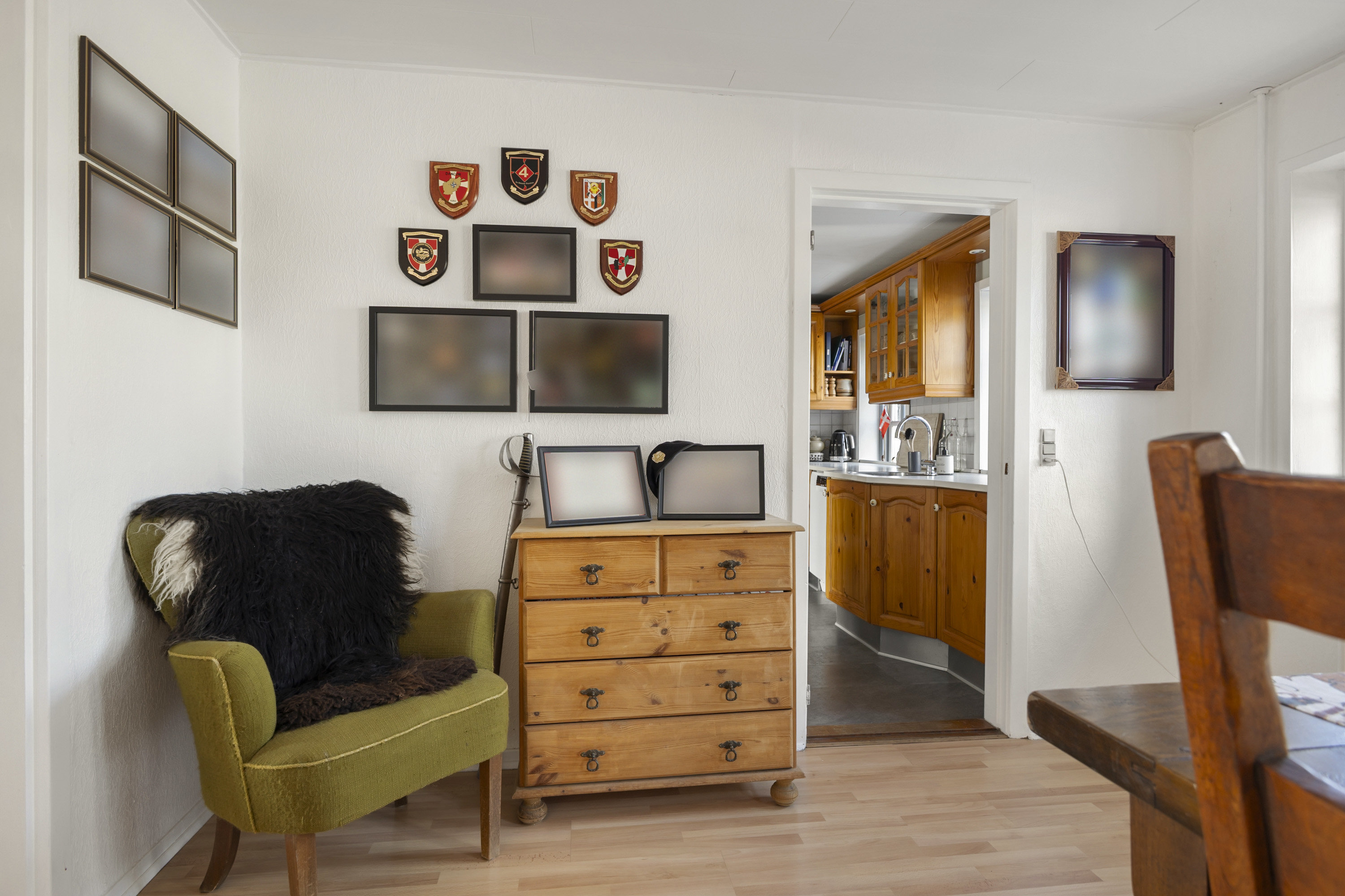 Fremhævet stue billede i fuldskærmstilstand. Billede af Holtvej 2, Vester Lindet, 6510 Gram