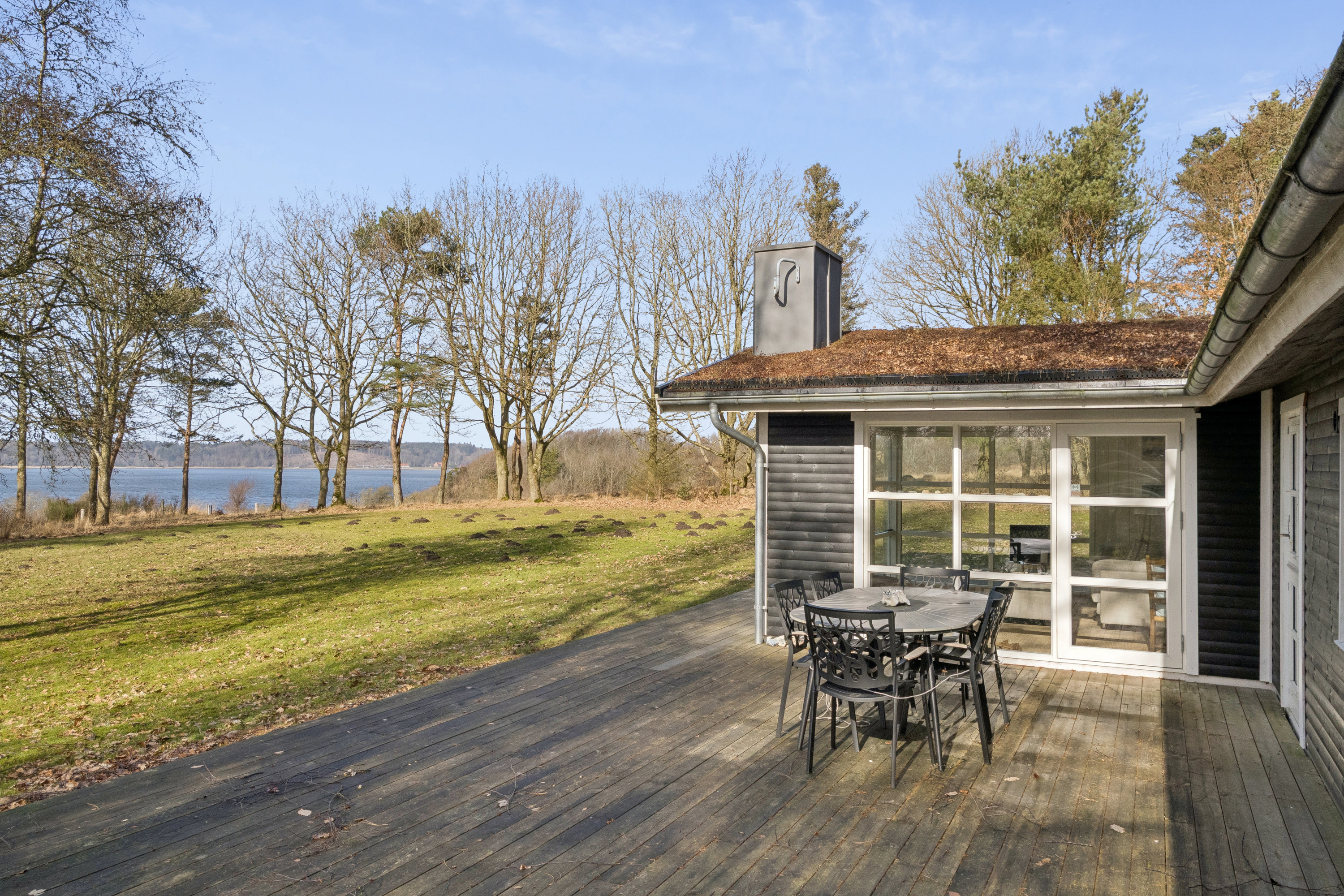 Fremhævet skøn træterrasse billede i fuldskærmstilstand. Billede af Bjørnshøjevej 4, Vile, 7870 Roslev