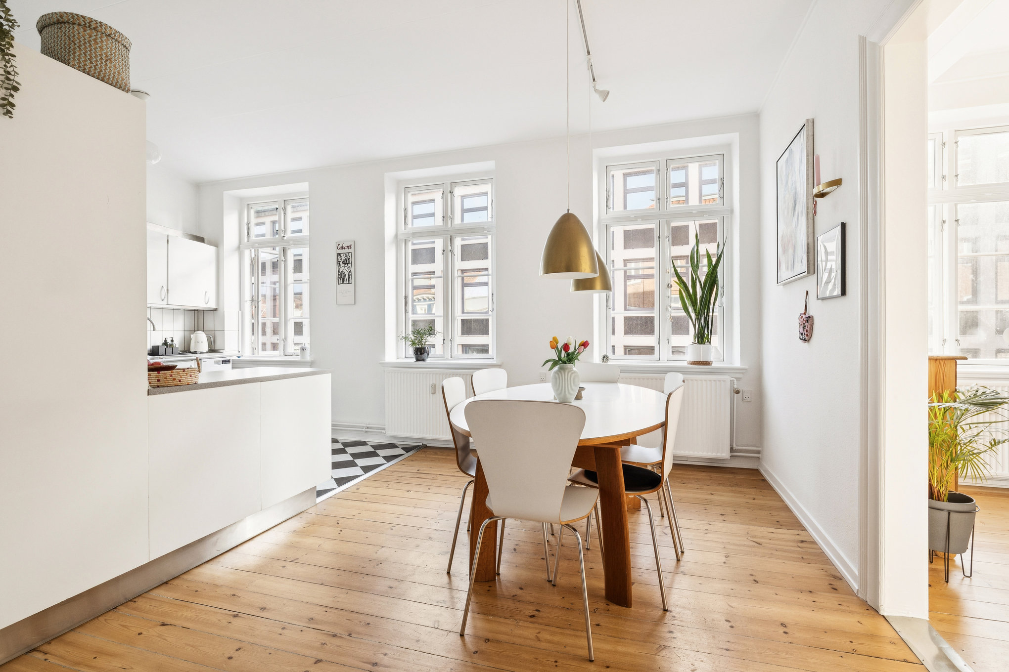 Fremhævet stue billede i fuldskærmstilstand. Billede af Torvegade 8, 2. tv., 8900 Randers C