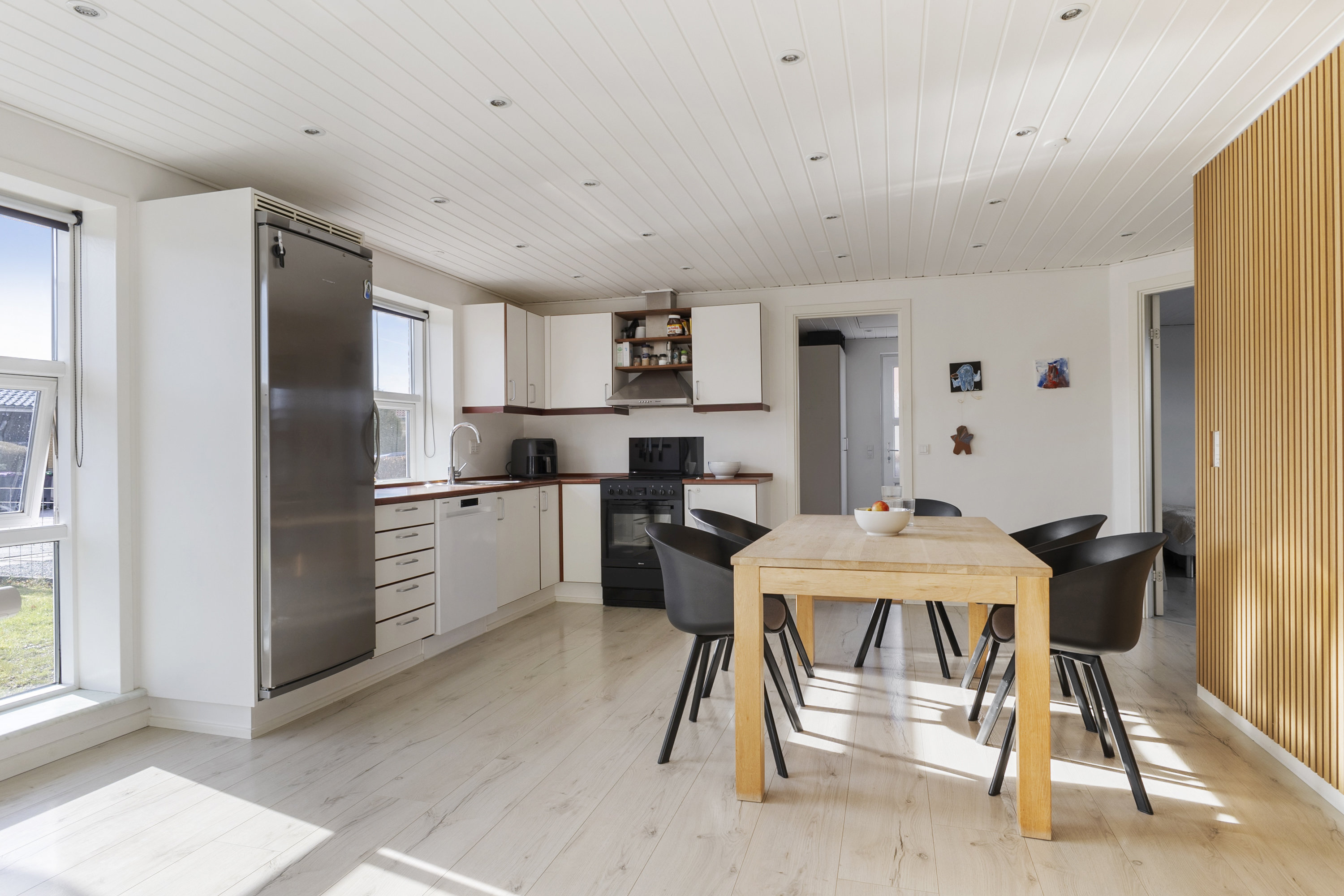 Fremhævet spisekøkken billede i fuldskærmstilstand. Billede af Kærvej 10, 6560 Sommersted