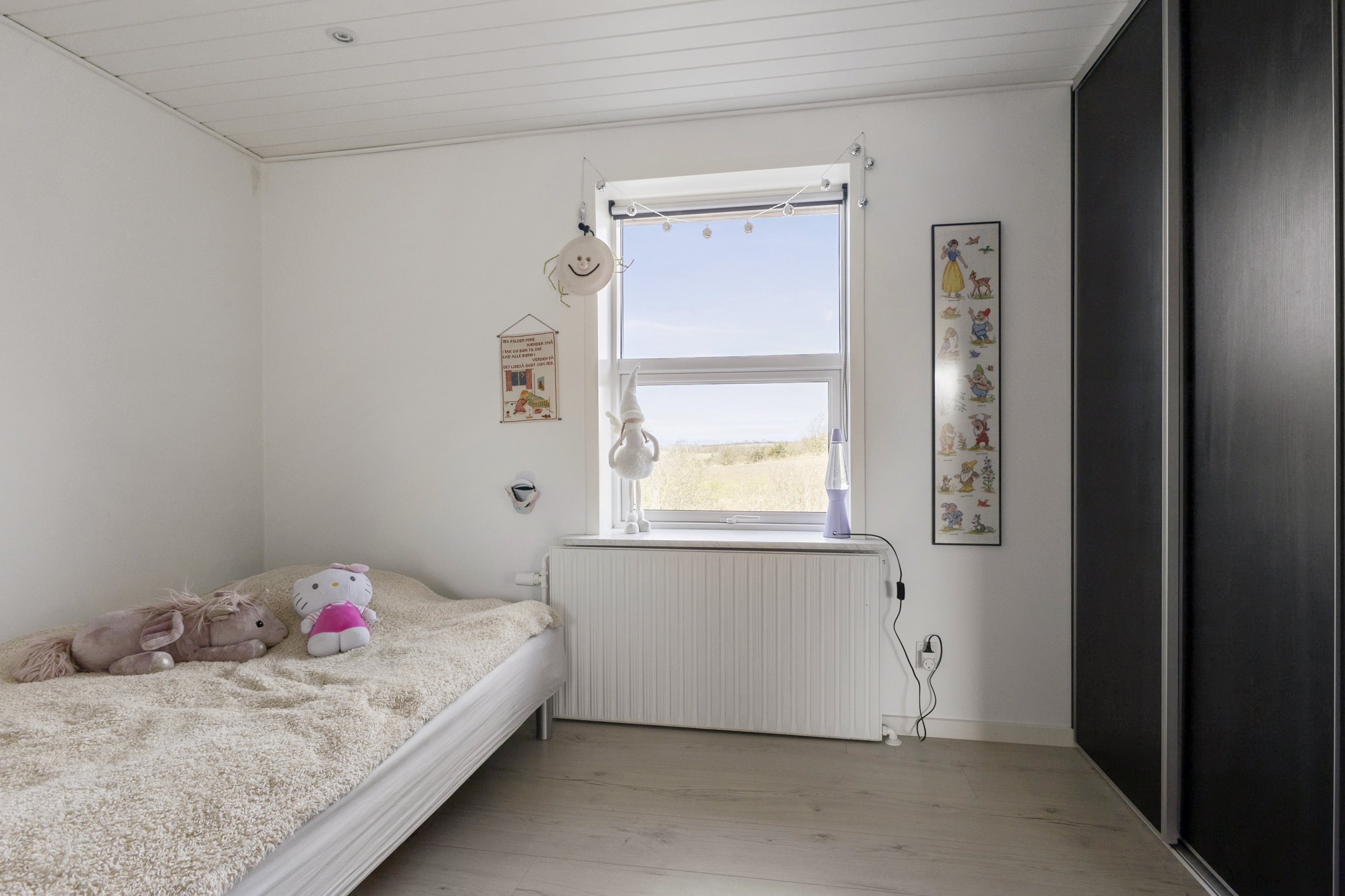 Fremhævet soveværelse billede i fuldskærmstilstand. Billede af Kærvej 10, 6560 Sommersted