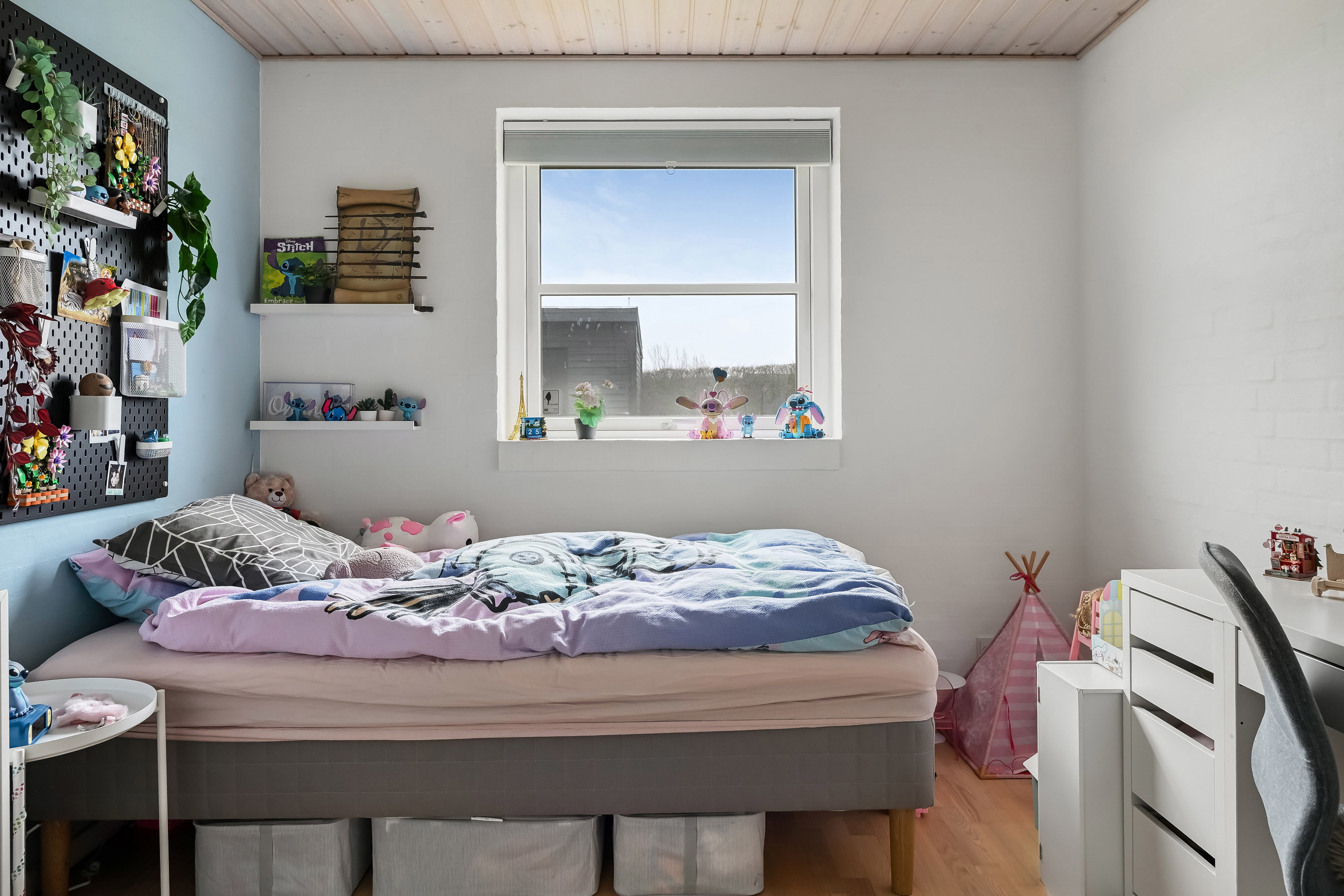 Fremhævet værelse billede i fuldskærmstilstand. Billede af Lillevang 56, 7190 Billund