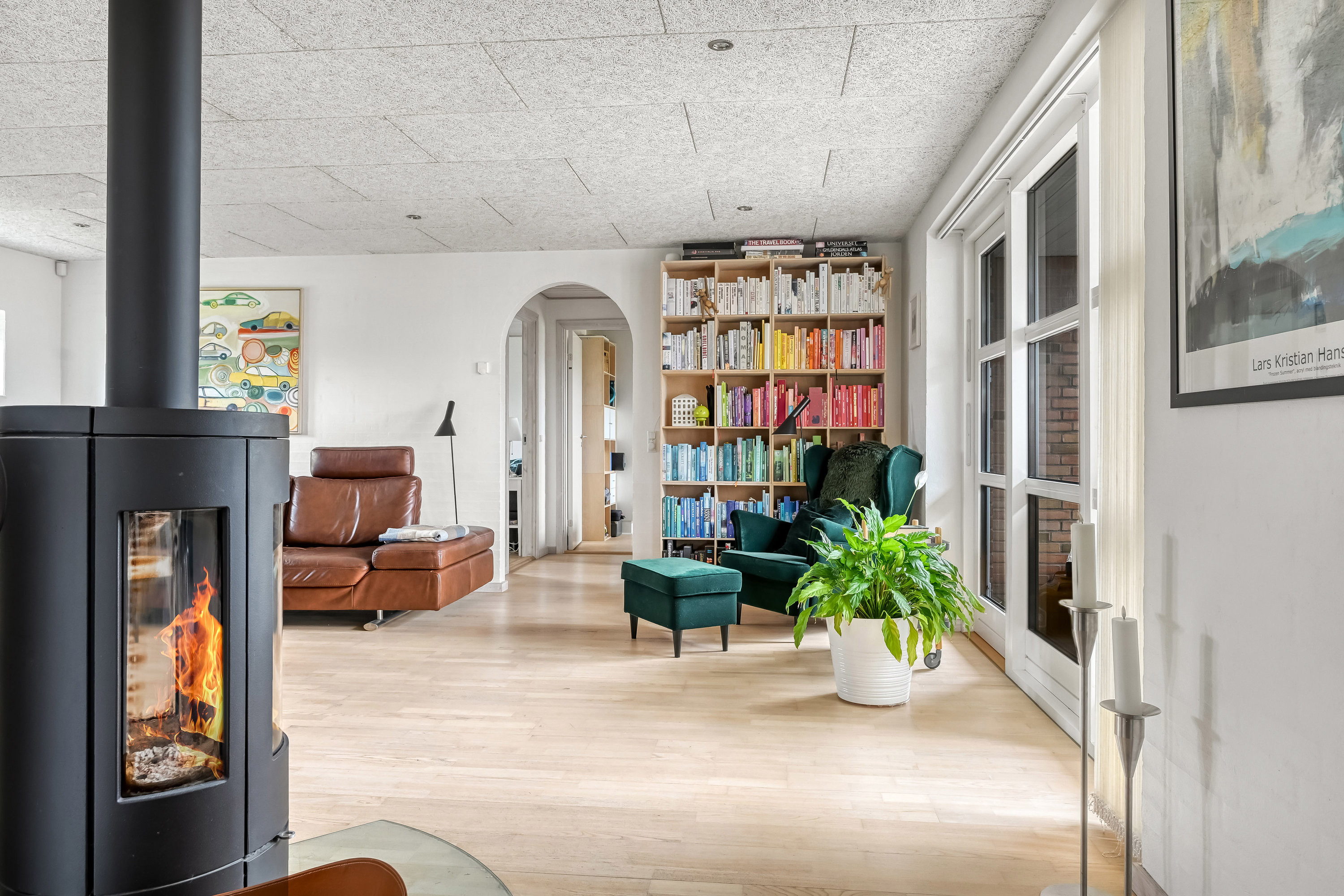 Fremhævet stue billede i fuldskærmstilstand. Billede af Lillevang 56, 7190 Billund