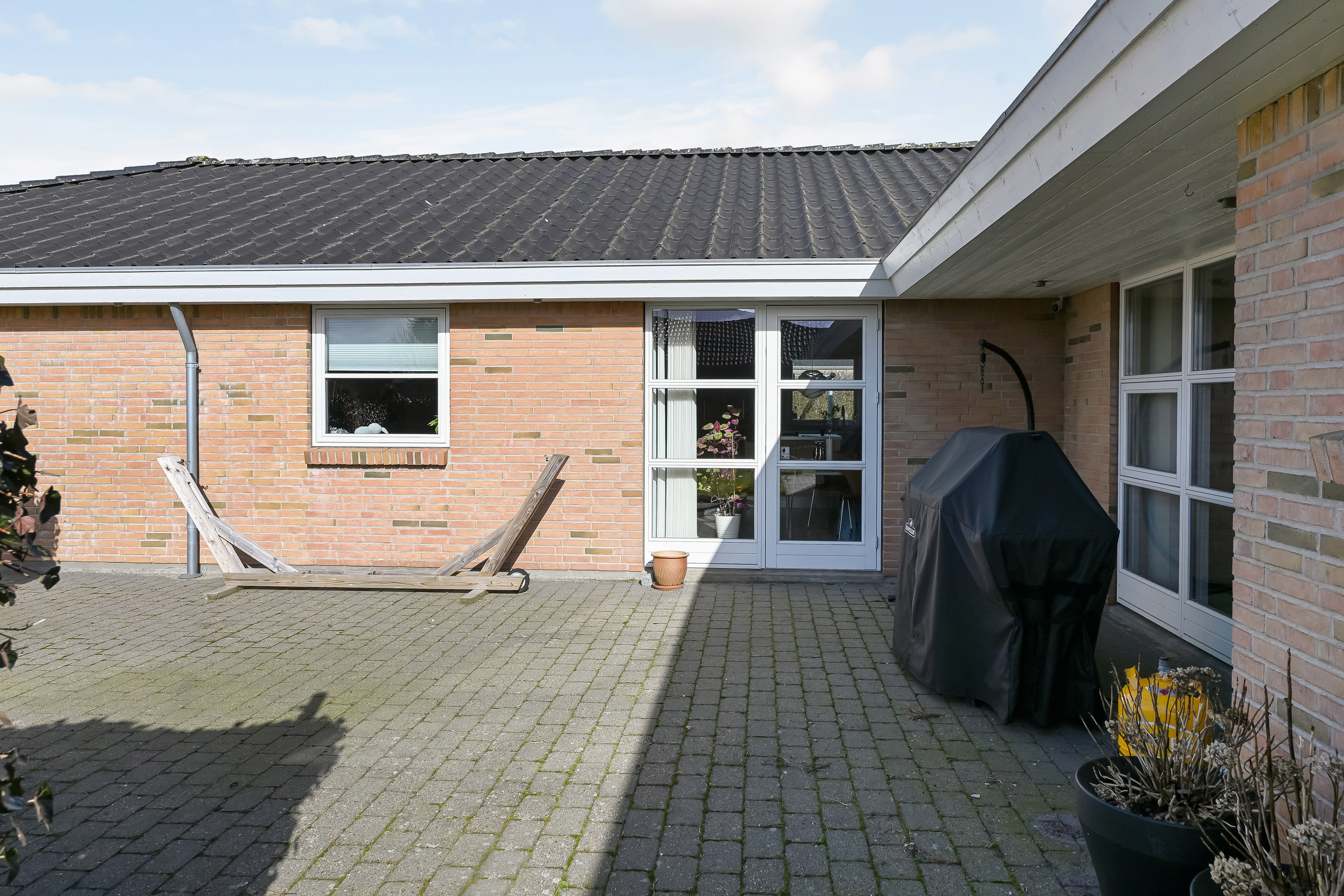 Fremhævet ejendommen billede i fuldskærmstilstand. Billede af Lillevang 56, 7190 Billund