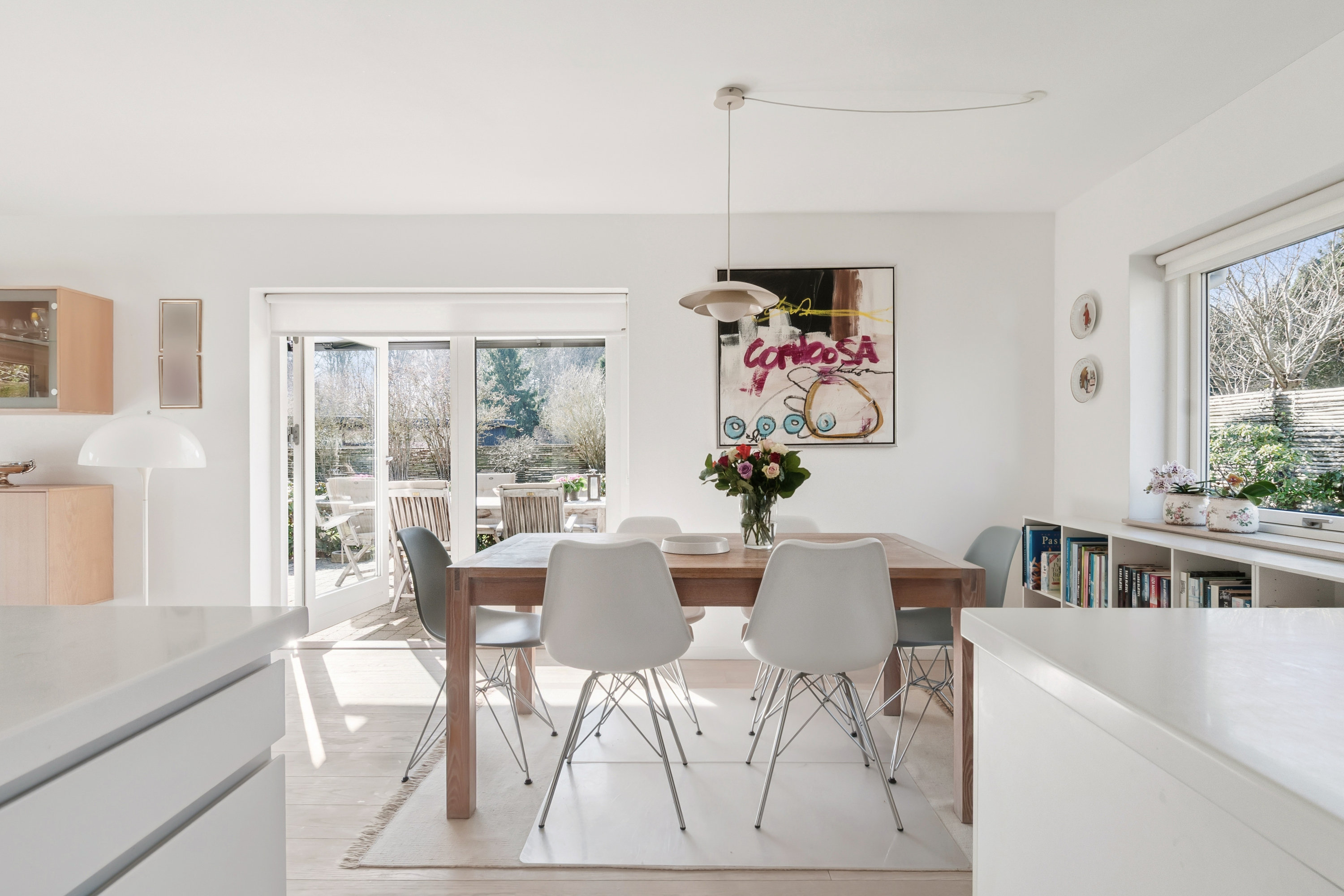 Fremhævet stue billede i fuldskærmstilstand. Billede af Alexander Svedstrups Vej 3, 3140 Ålsgårde