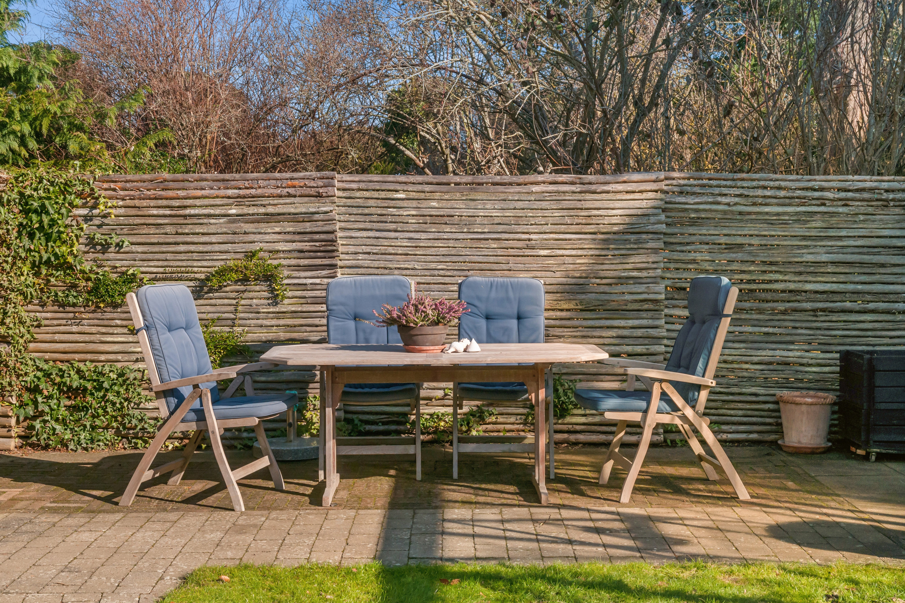 Fremhævet terrasse billede i fuldskærmstilstand. Billede af Alexander Svedstrups Vej 3, 3140 Ålsgårde