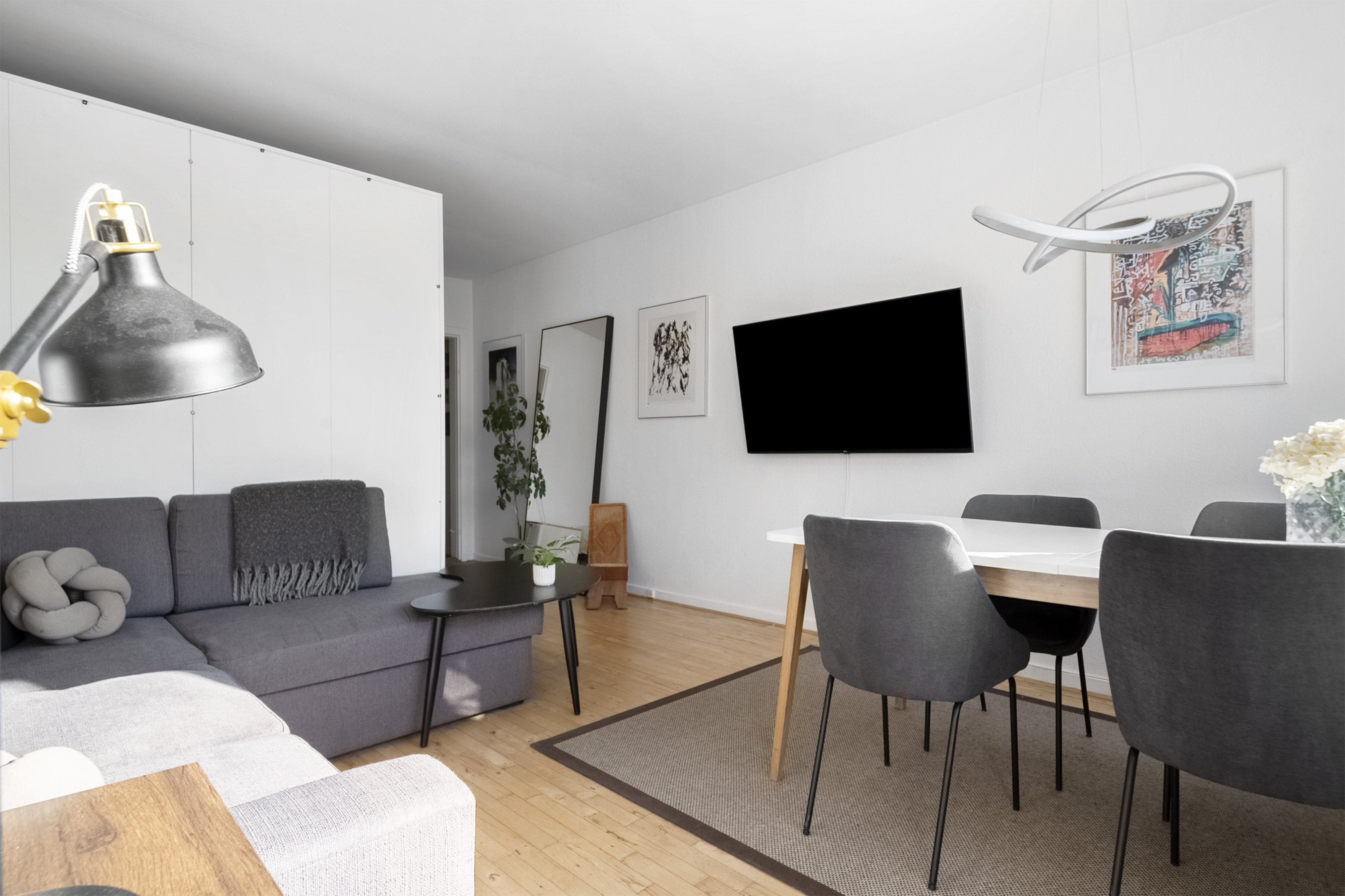 Fremhævet spisekøkken billede i fuldskærmstilstand. Billede af Edouard Suensons Gade 6, 1. u., Trøjborg, 8200 Aarhus N