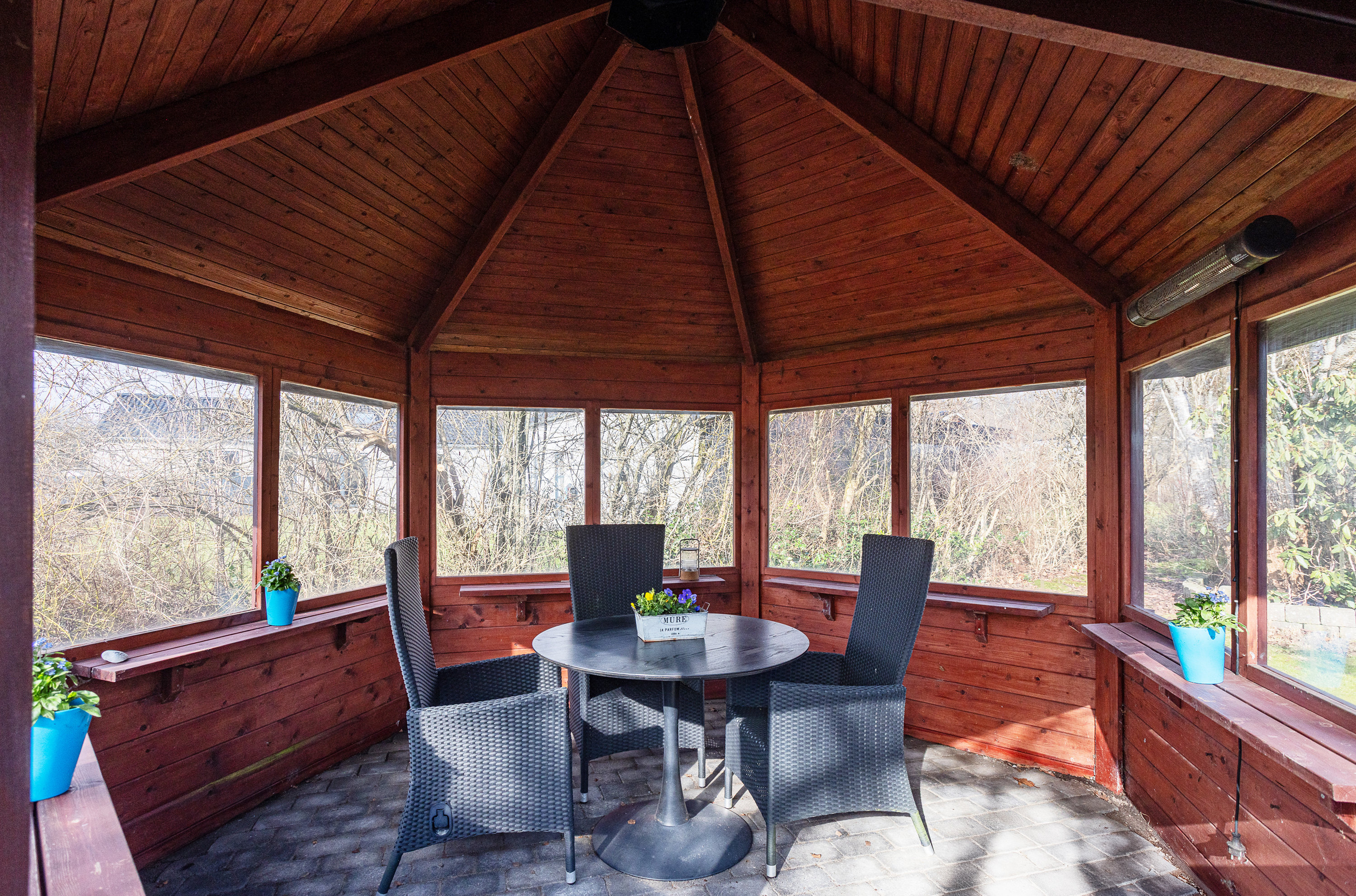 Fremhævet udestue billede i fuldskærmstilstand. Billede af Karlskronavej 8, 8600 Silkeborg