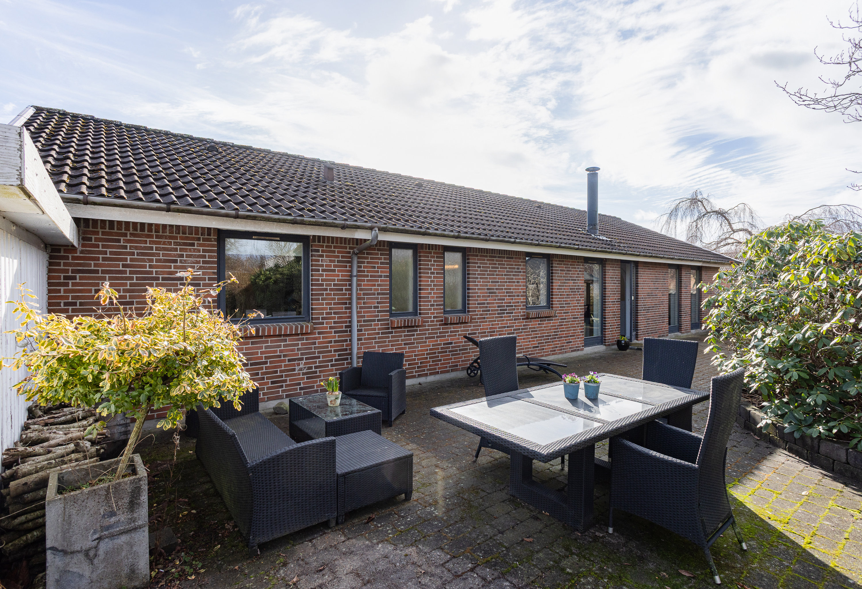 Fremhævet terrasse billede i fuldskærmstilstand. Billede af Karlskronavej 8, 8600 Silkeborg