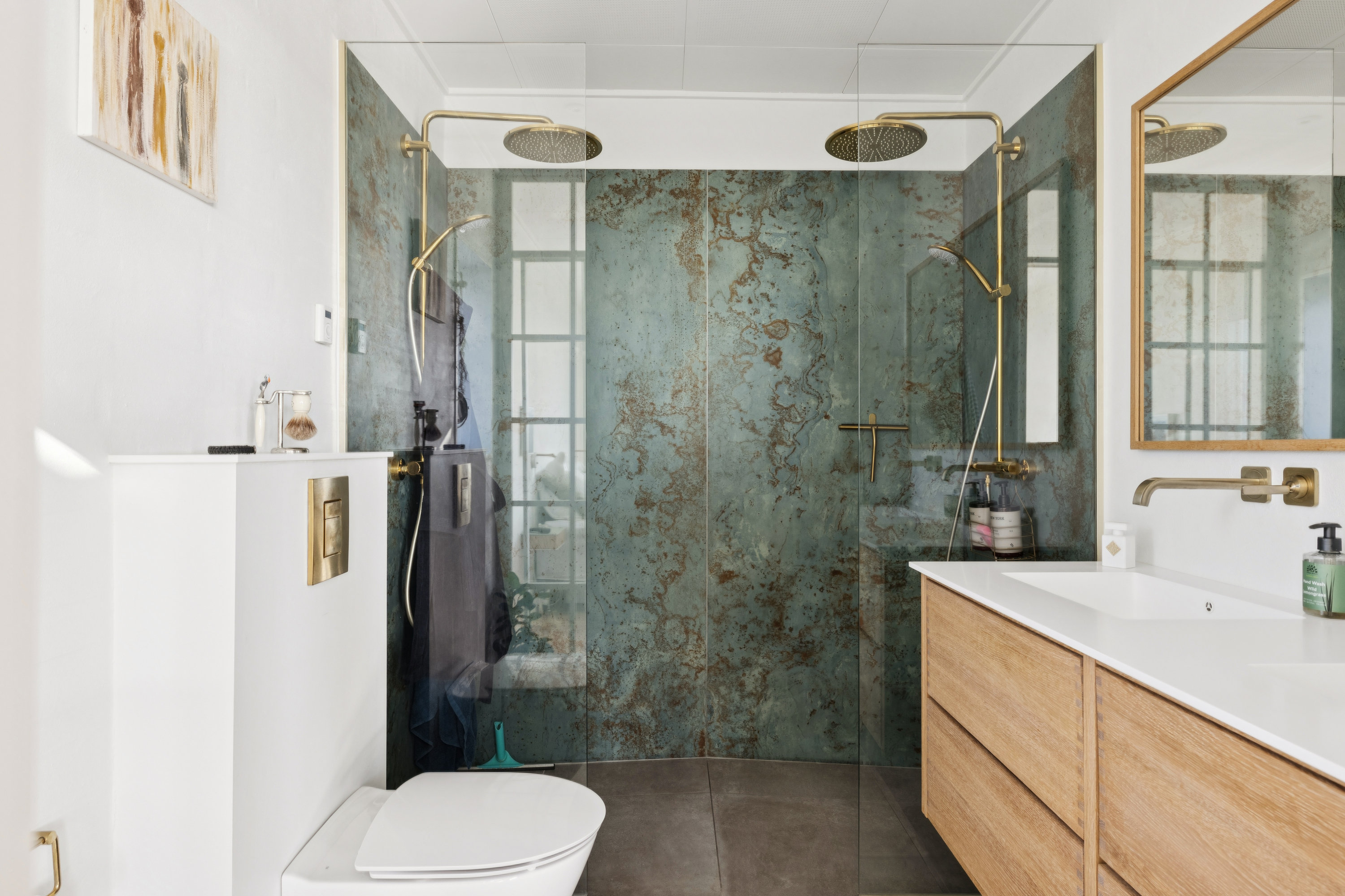 Fremhævet badeværelse billede i fuldskærmstilstand. Billede af Stenhøjvej 16, Følle Strand, 8410 Rønde