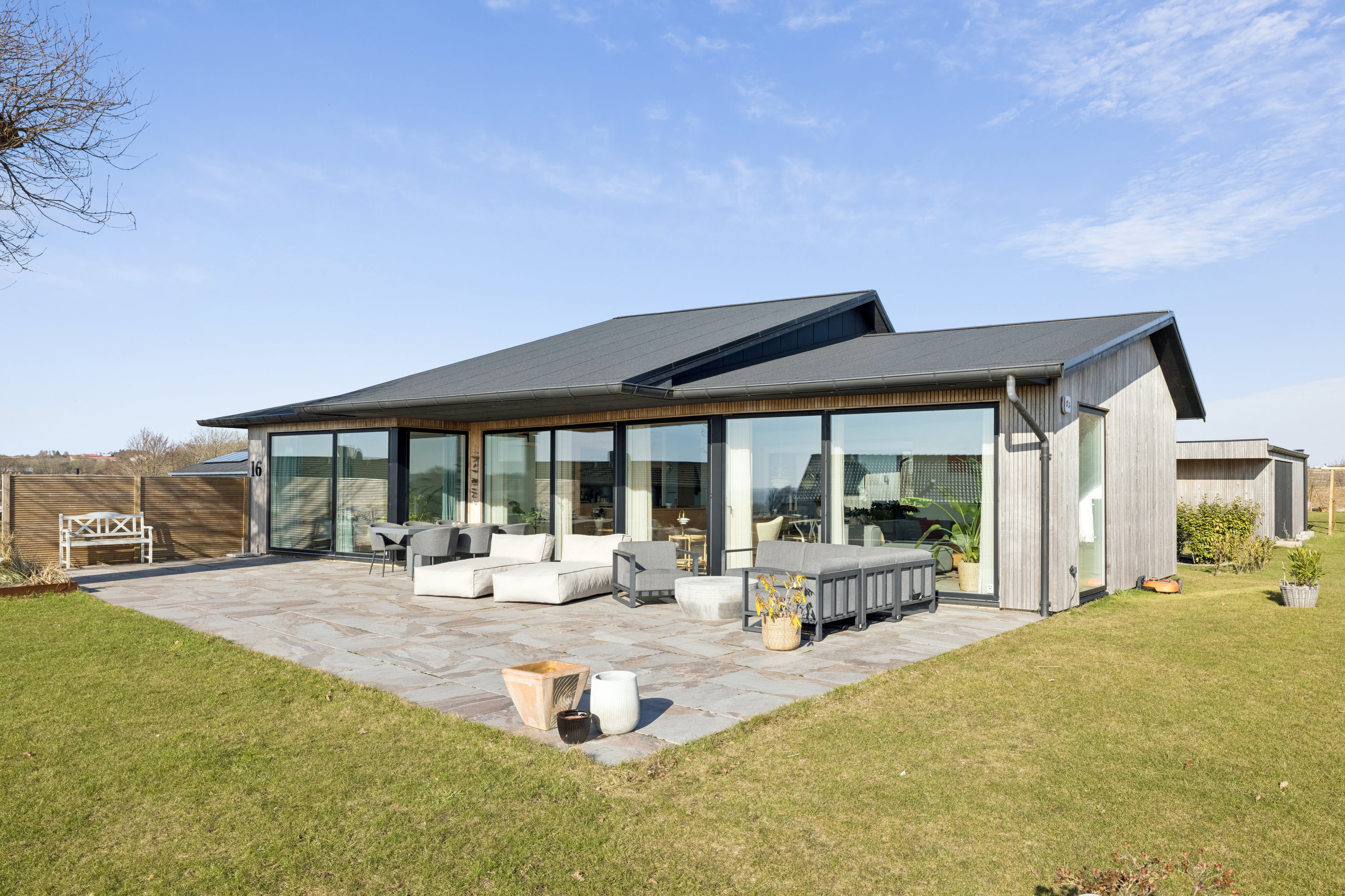 Stenhøjvej 16, Følle Strand, 8410 Rønde