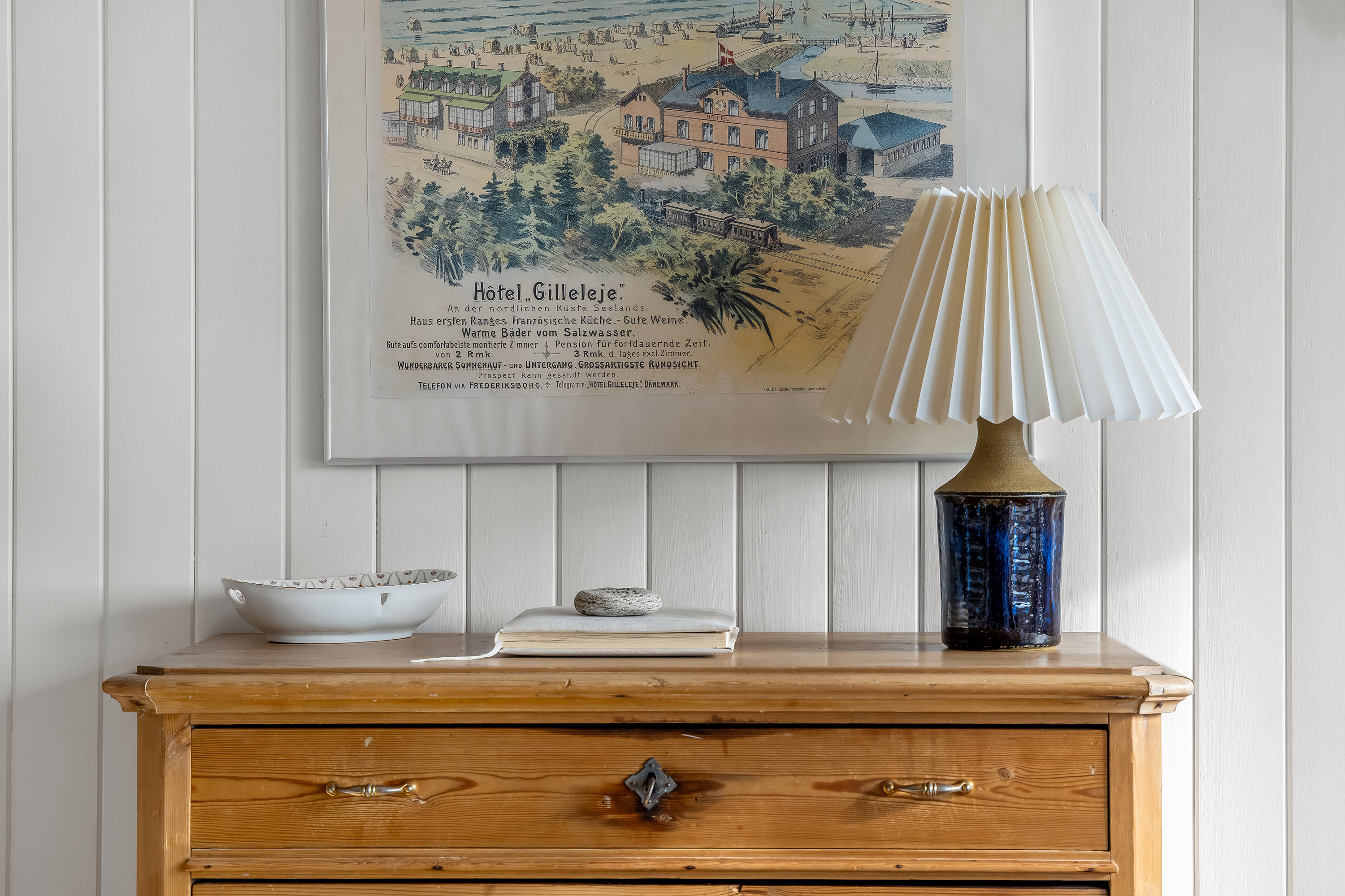 Fremhævet stue billede i fuldskærmstilstand. Billede af Stubbevangen 4, Nakkehoved, 3250 Gilleleje